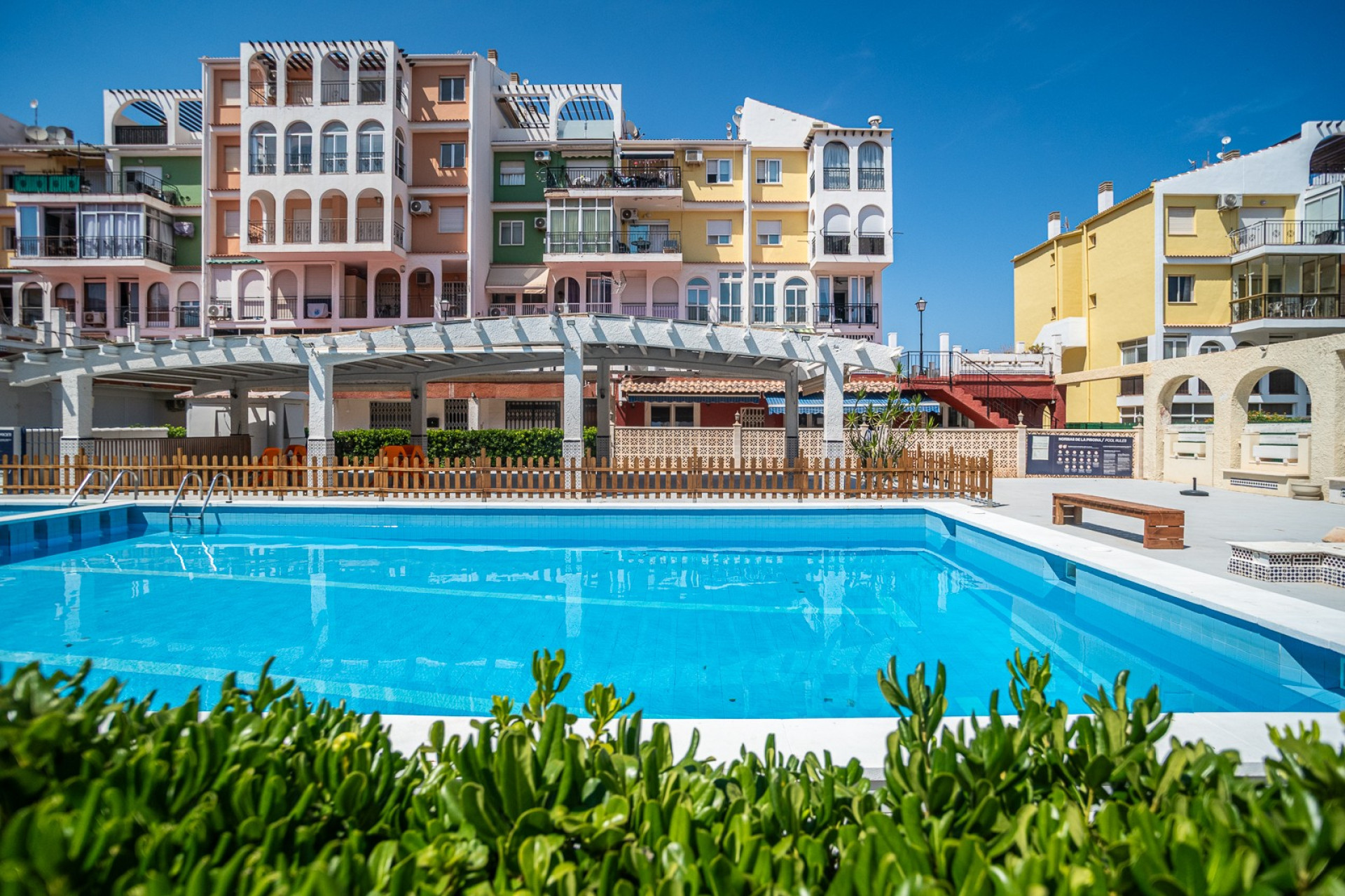 Wiederverkauf - COMMERCIAL PROPERTY - Torrevieja - La Veleta