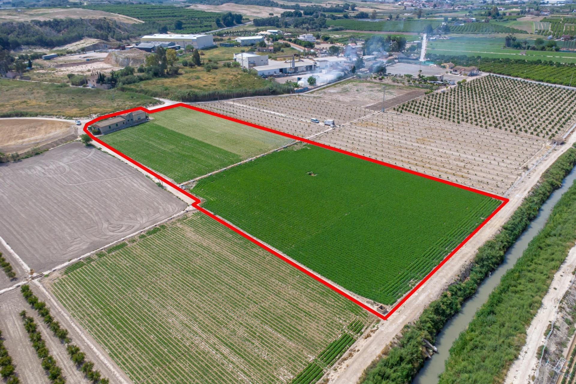 Wiederverkauf - Finca / Landgut - Orihuela - Desamparados-Hurchillo-Torremendo