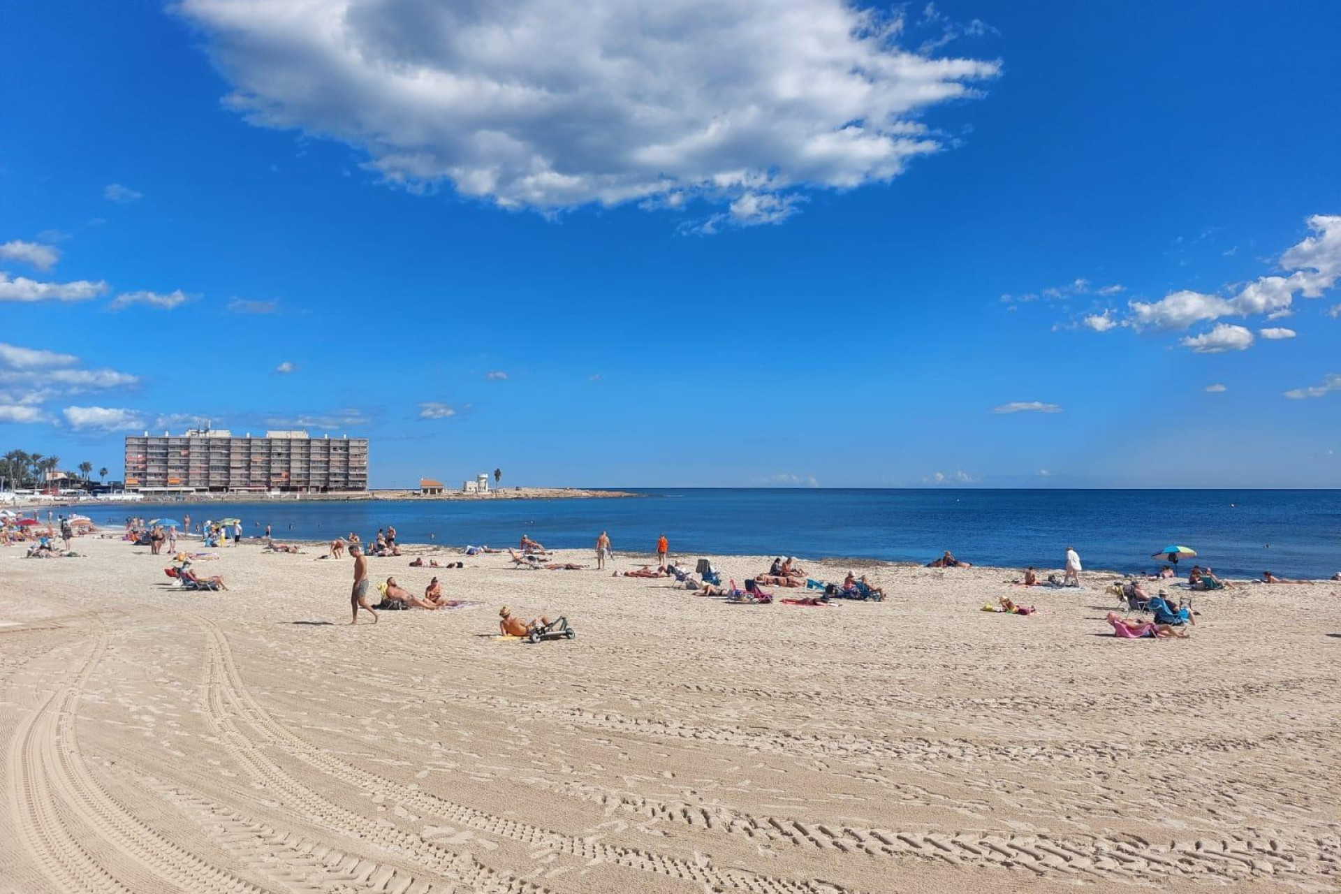 Wiederverkauf - Ground Floor - Torrevieja - Playa de los Locos