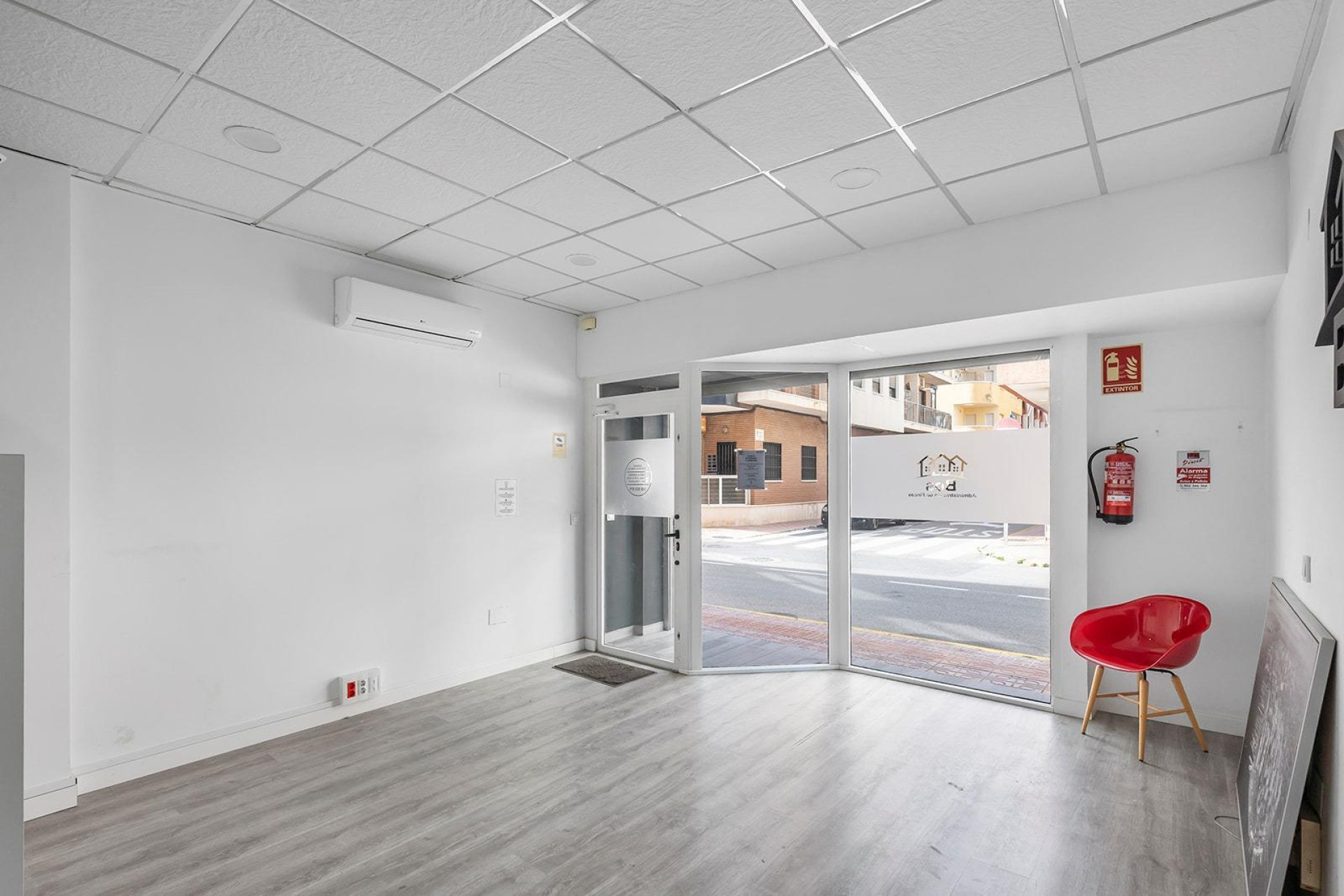 Wiederverkauf - Kommerziell - Torrevieja - La Mata