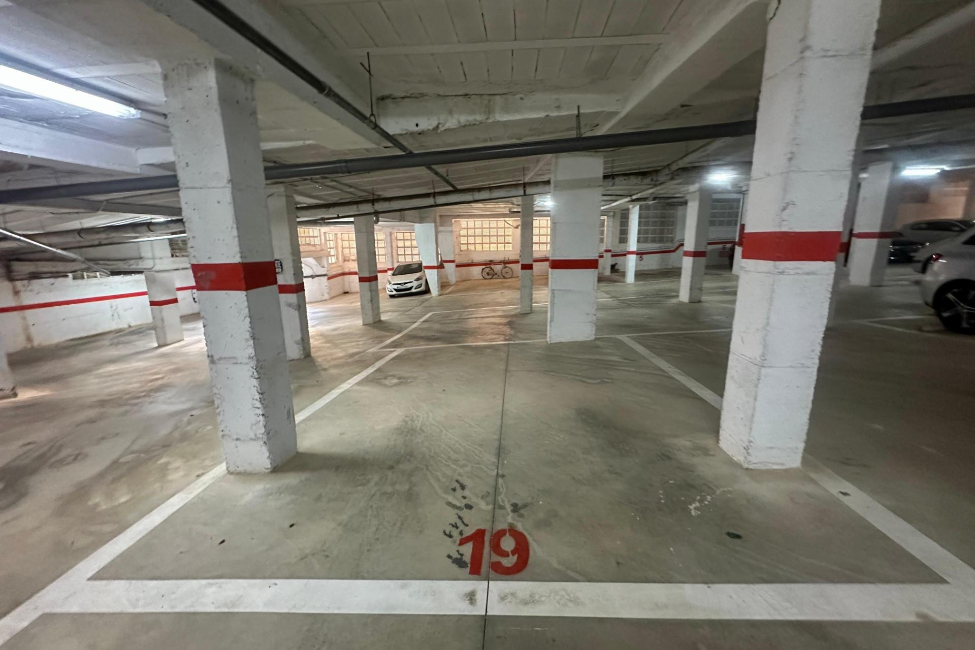 Wiederverkauf - Parking - Torrevieja - Cabo Cervera