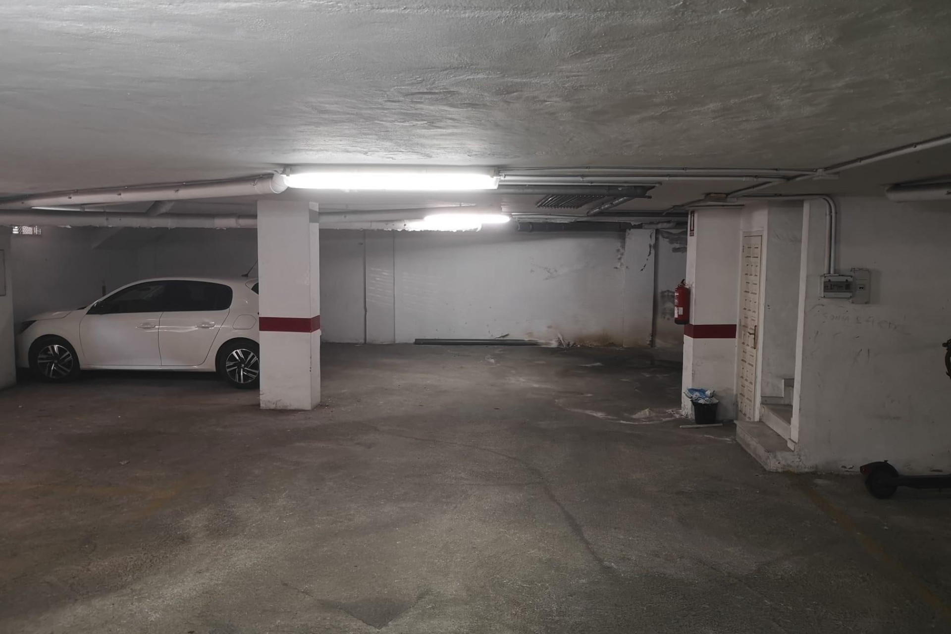 Wiederverkauf - Parking - Torrevieja - Centro