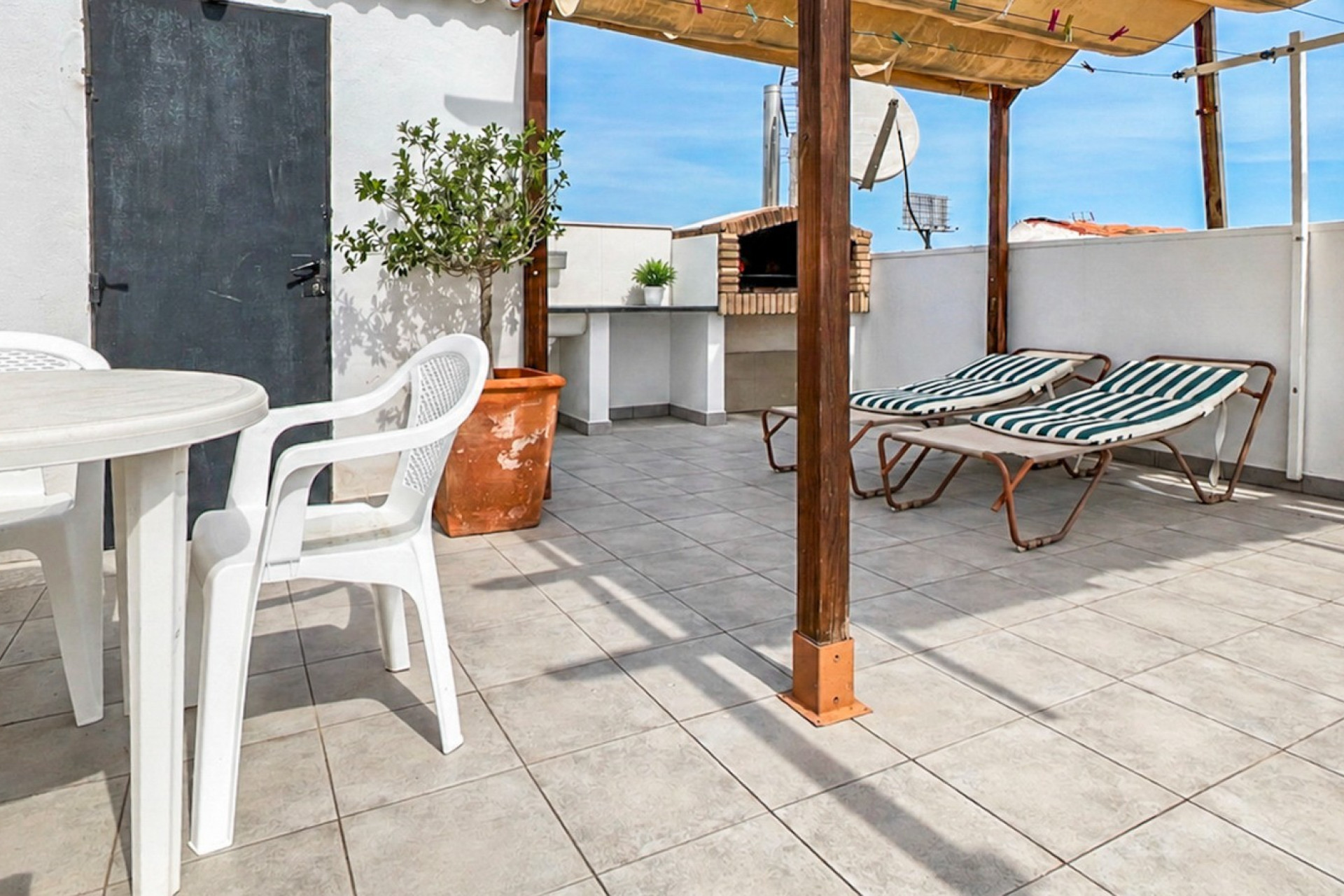Wiederverkauf - Stadthaus - Torrevieja - La Siesta - El Salado -  Torreta