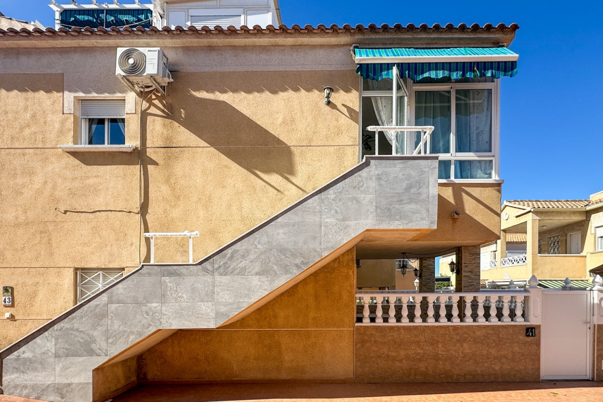 Wiederverkauf - Stadthaus - Torrevieja - torrevieja