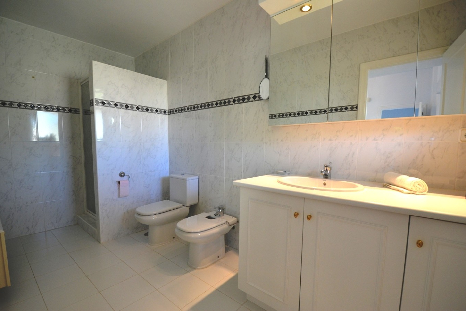 Wiederverkauf - Villa - Altea