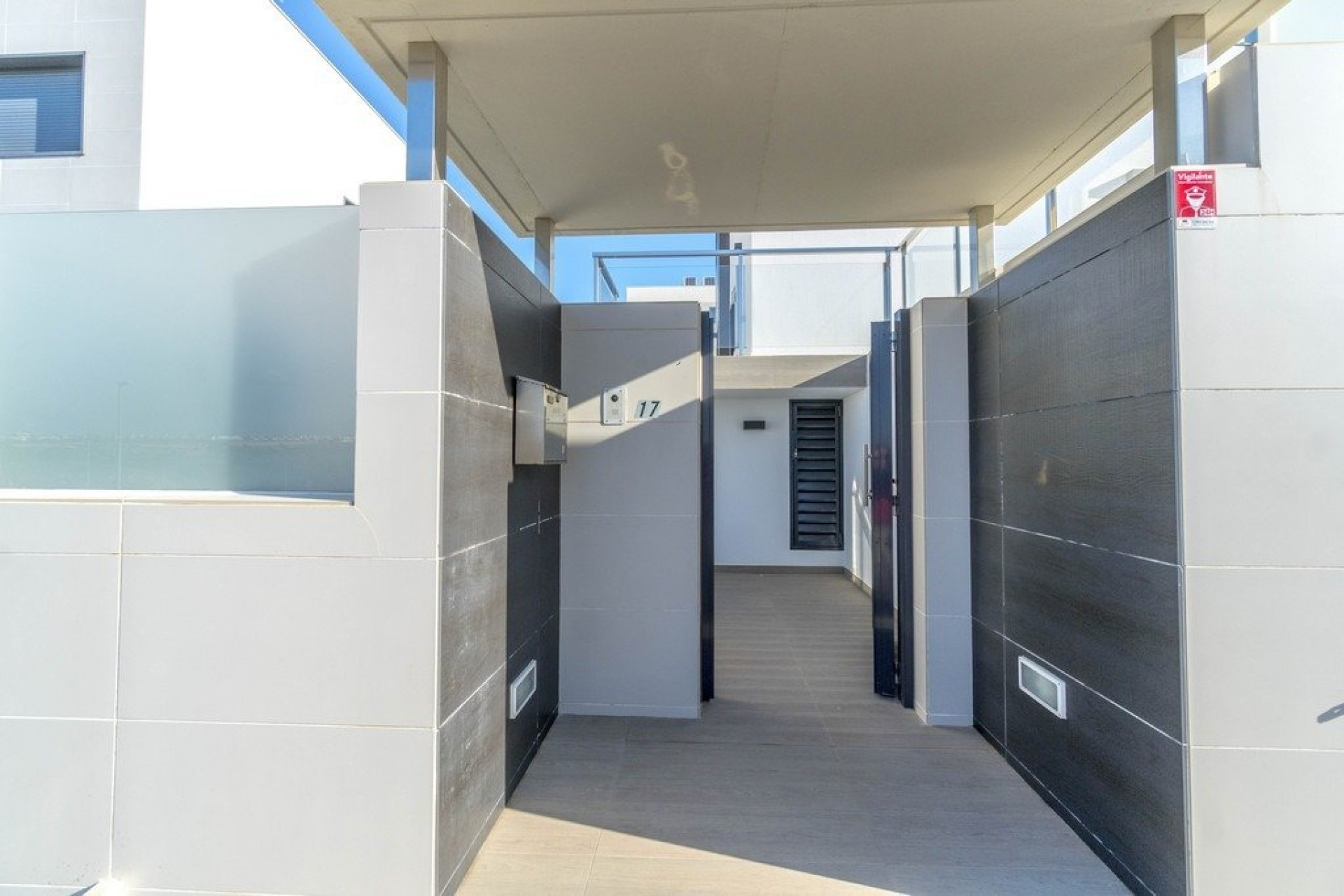 Wiederverkauf - Villa - Orihuela Costa - Aguamarina