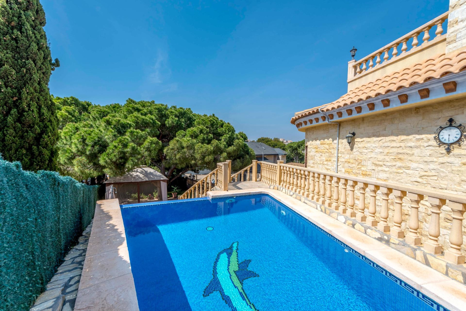 Wiederverkauf - Villa - Orihuela Costa - Campoamor