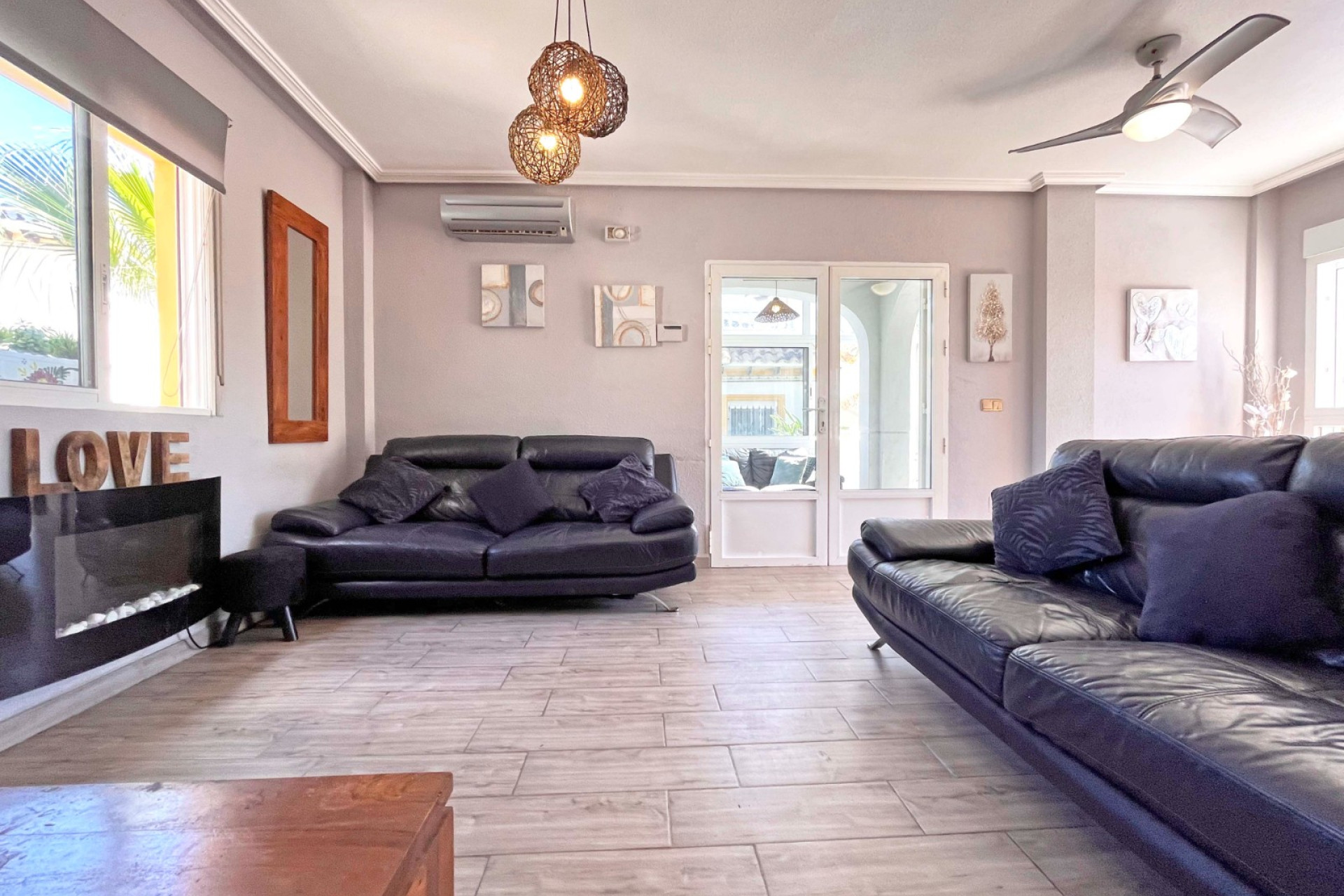 Wiederverkauf - Villa - Orihuela Costa - La Zenia