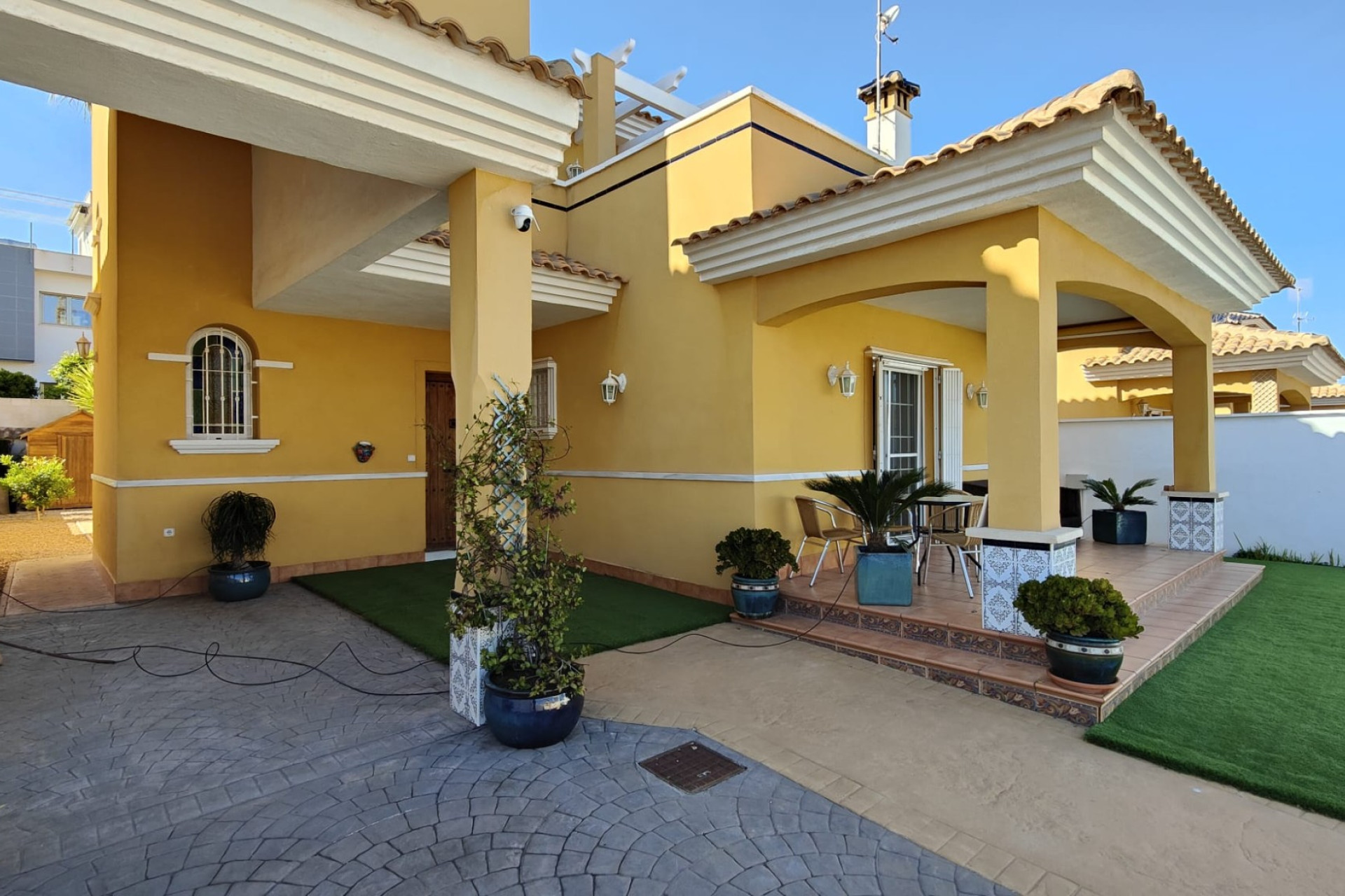 Wiederverkauf - Villa - Orihuela Costa - La Zenia