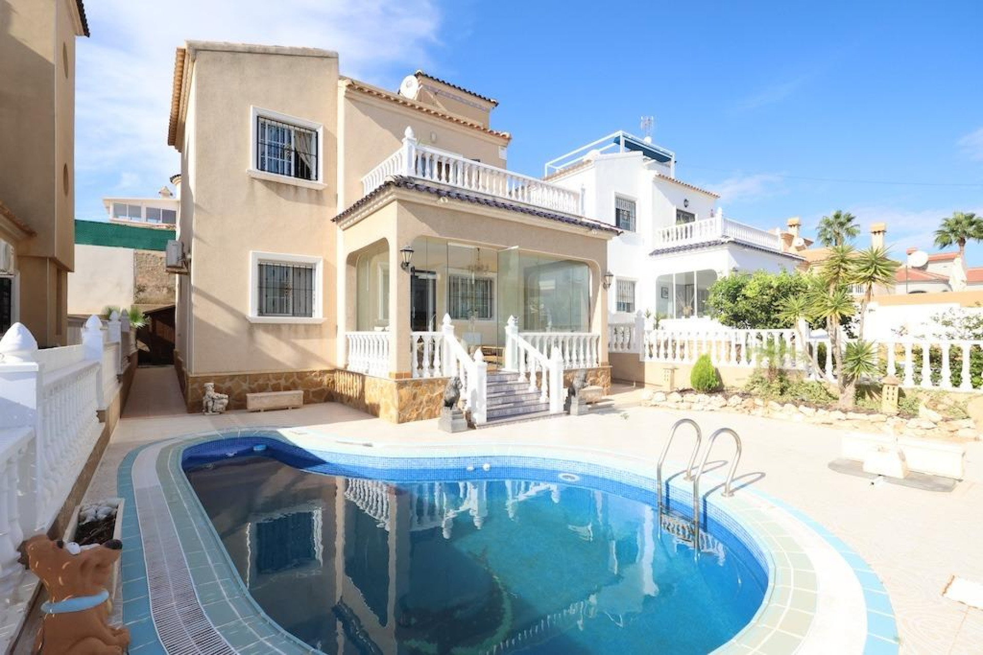 Wiederverkauf - Villa - Orihuela Costa - Las Filipinas