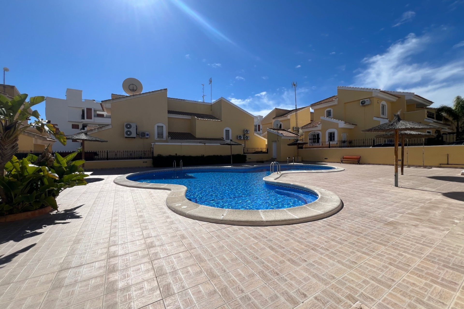 Wiederverkauf - Villa - Orihuela Costa - Los Dolses
