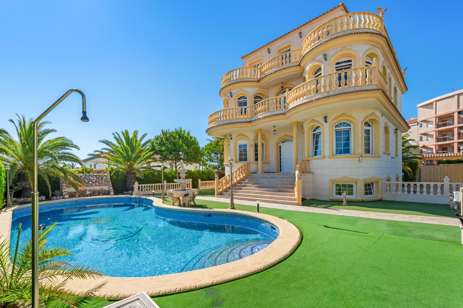 Wiederverkauf - Villa - Orihuela Costa - Playa Flamenca