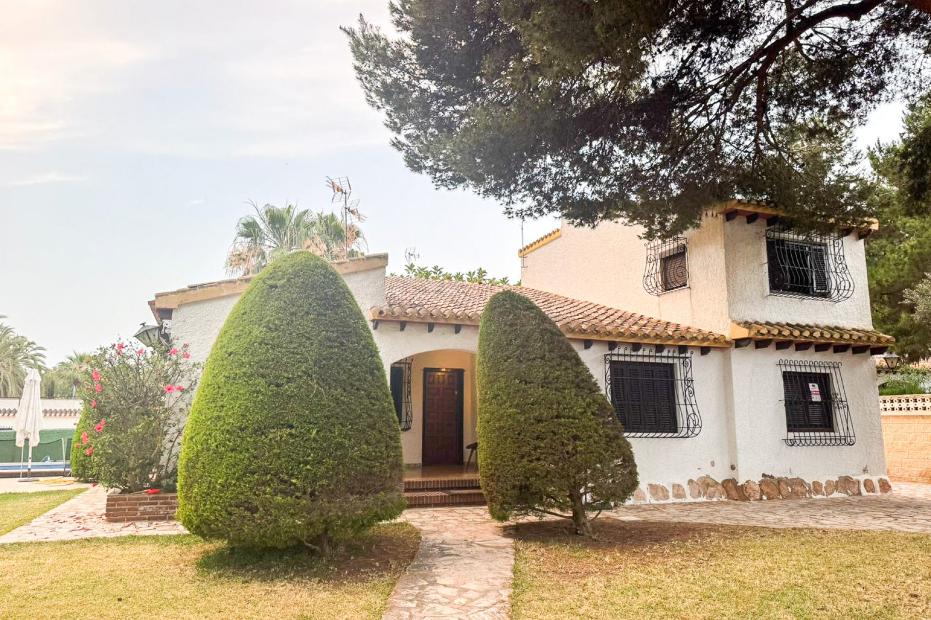 Wiederverkauf - Villa - Orihuela Costa - Punta Prima