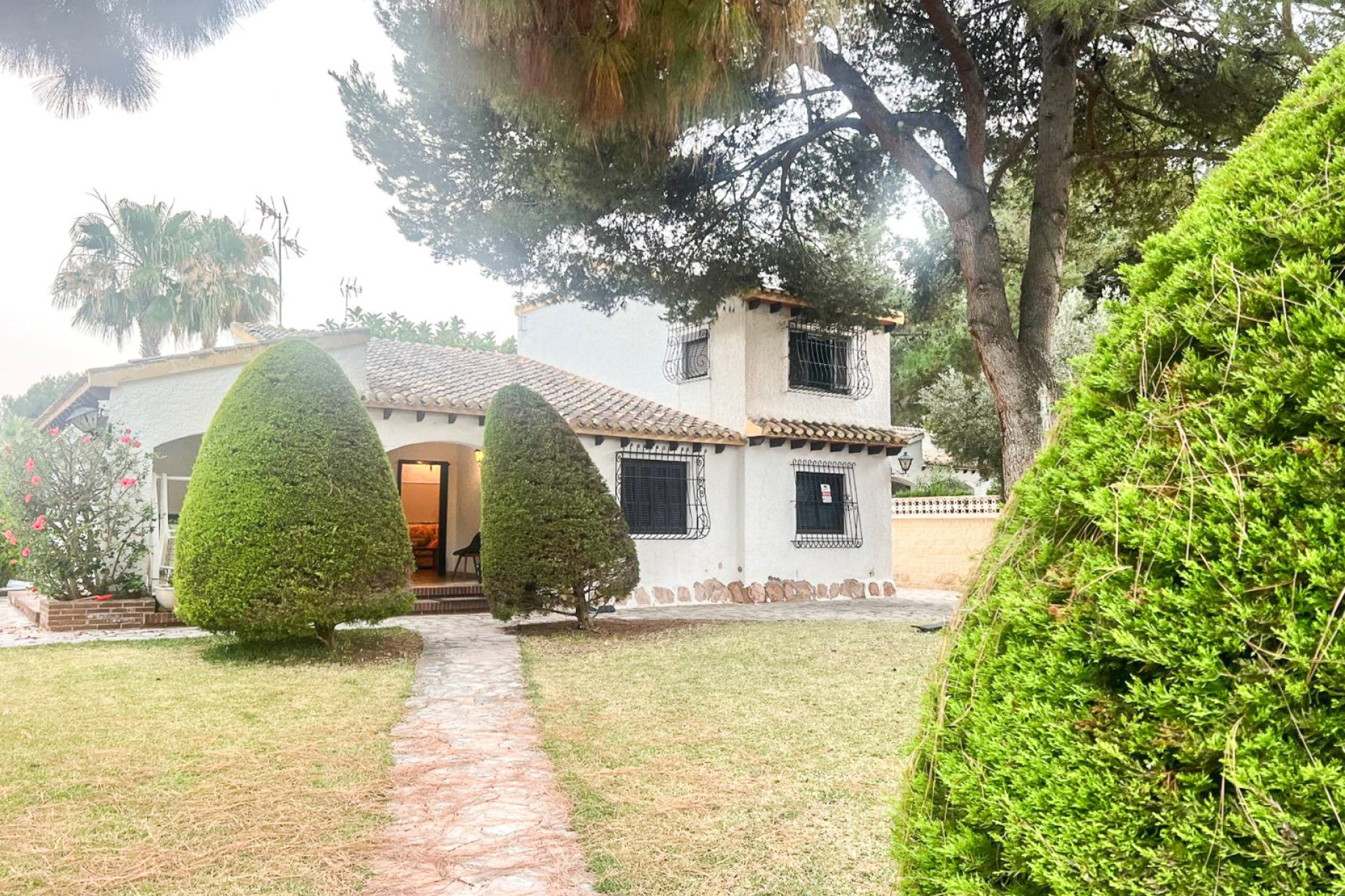 Wiederverkauf - Villa - Orihuela Costa - Punta Prima