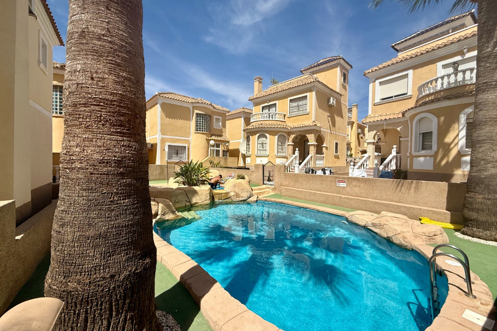 Wiederverkauf - Villa - Orihuela Costa - Villamartín