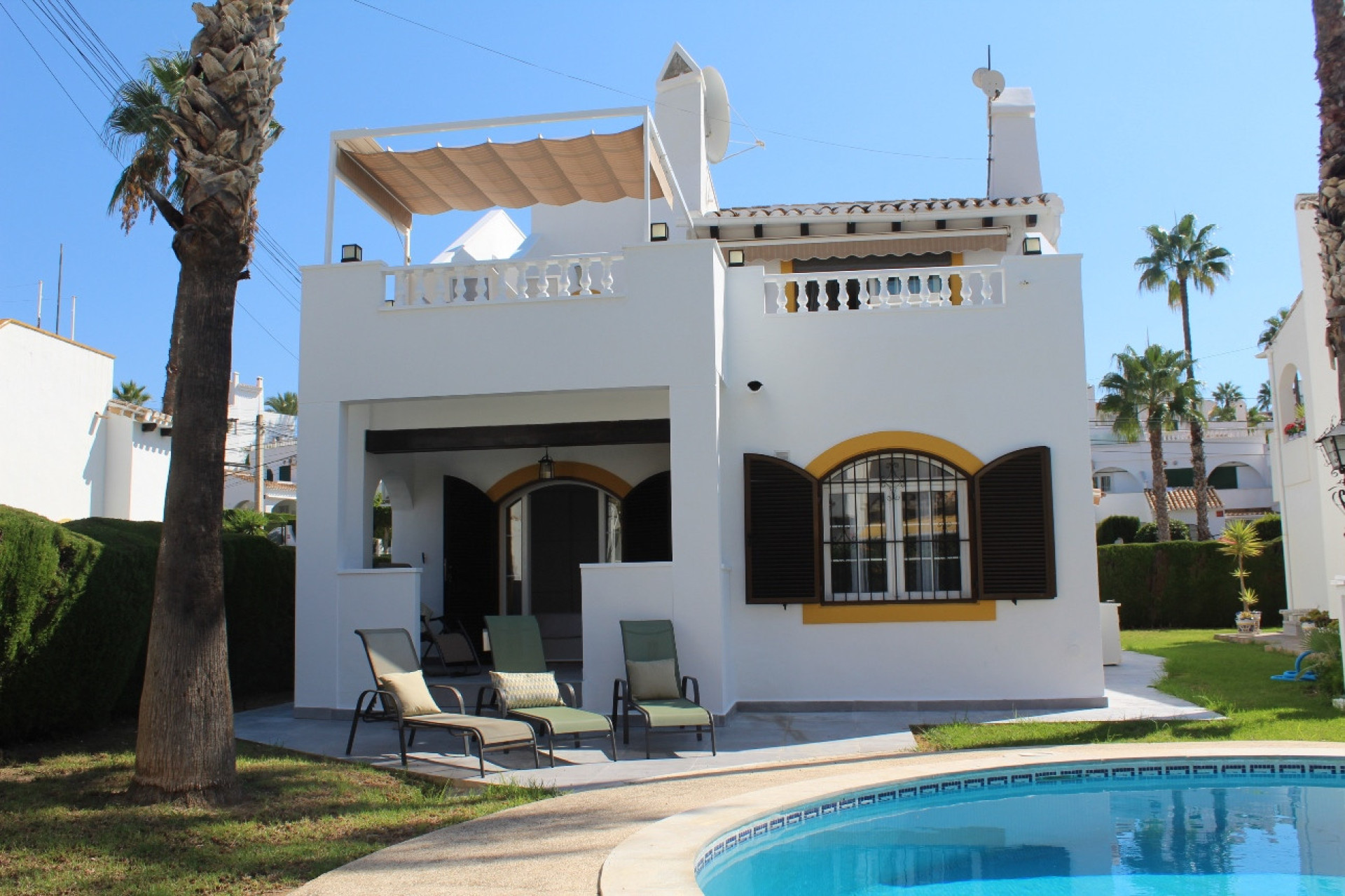 Wiederverkauf - Villa - Orihuela Costa - Villamartín