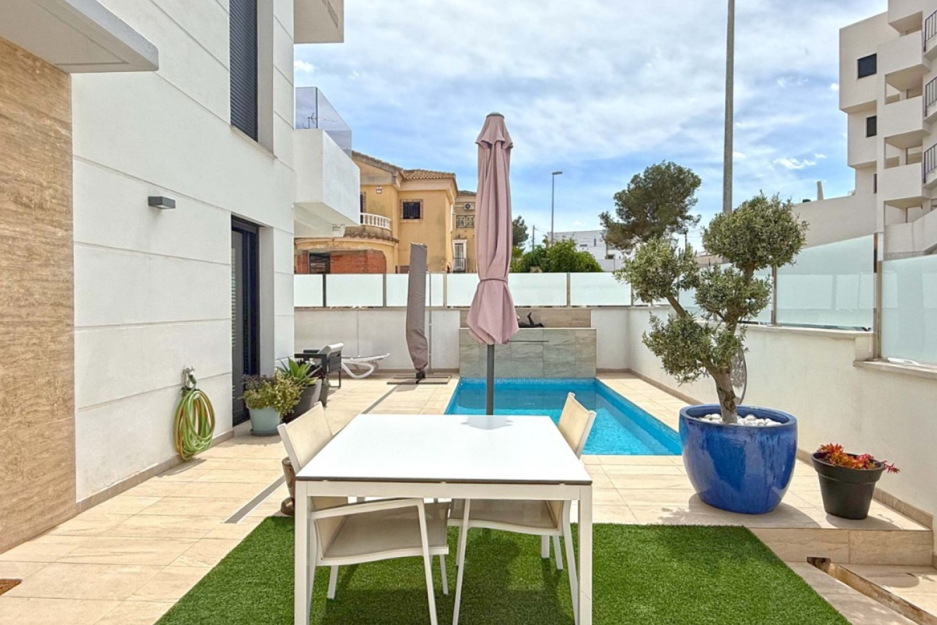 Wiederverkauf - Villa - Orihuela Costa - Villamartín