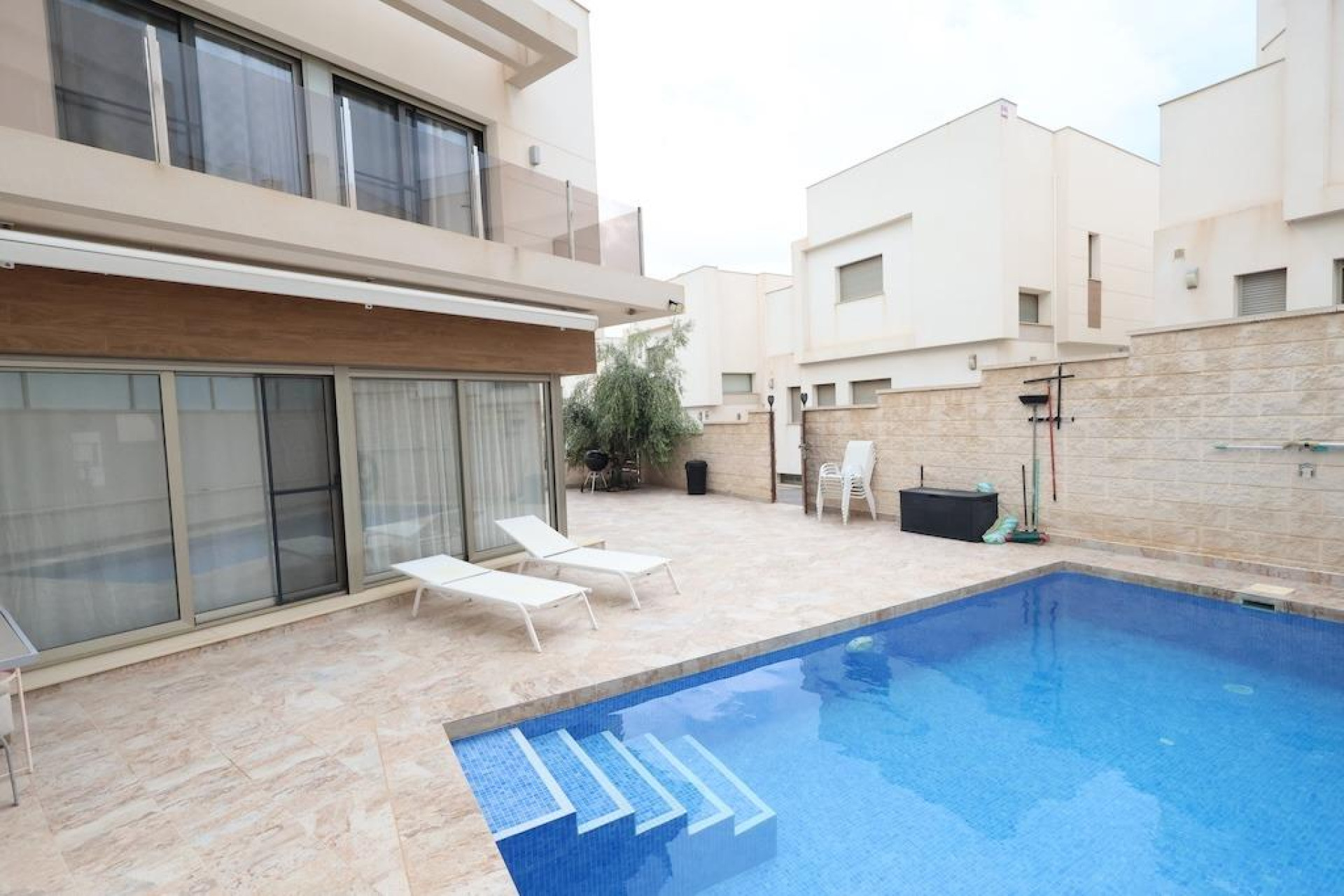 Wiederverkauf - Villa - Orihuela Costa - Villamartín