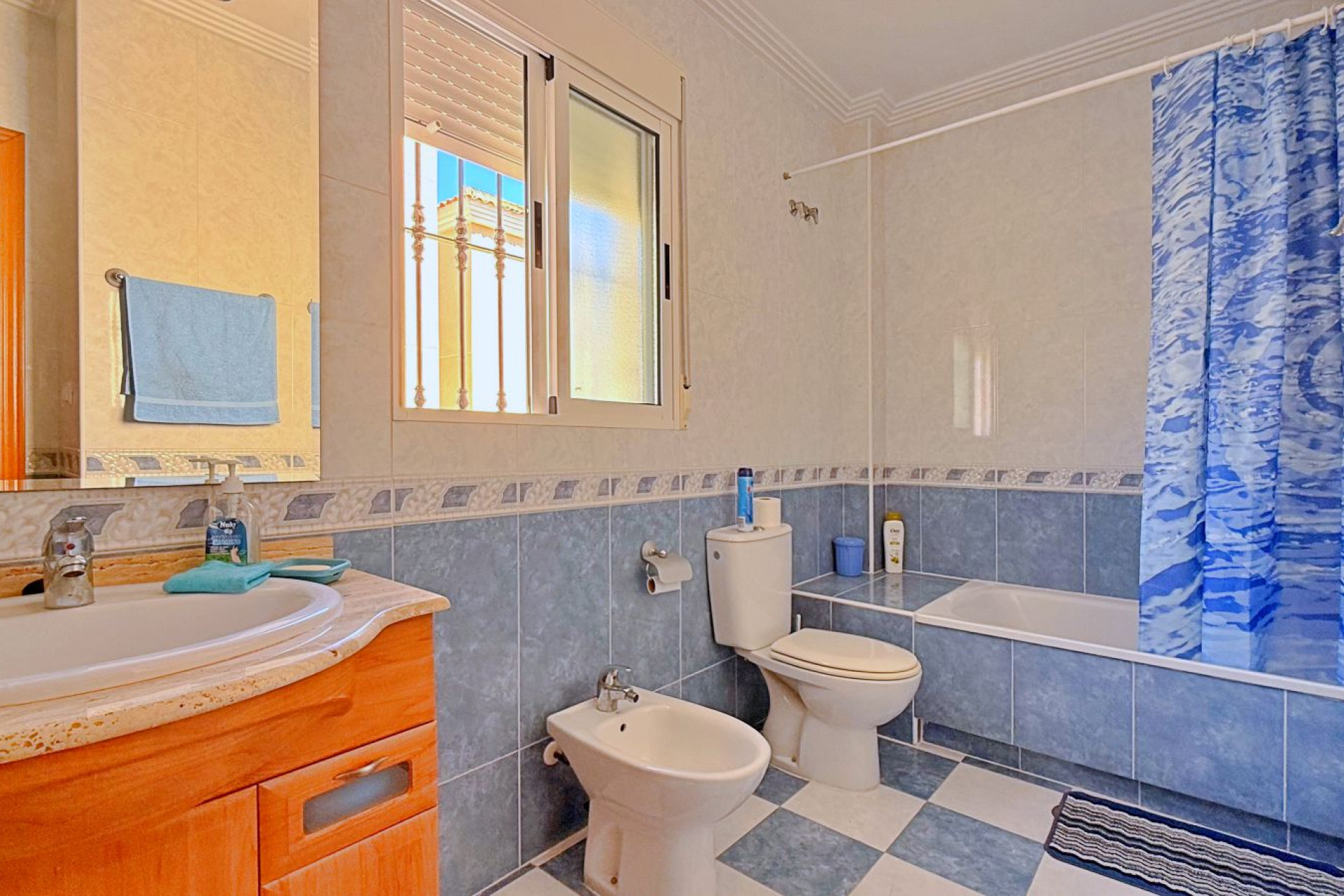 Wiederverkauf - Villa - Orihuela - Orihuela Costa