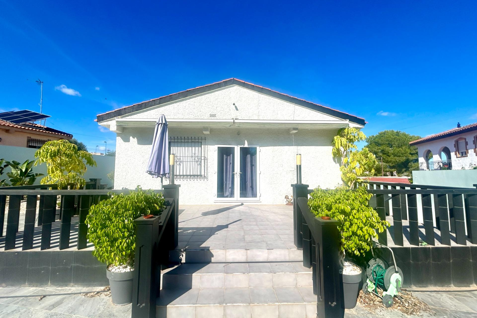 Wiederverkauf - Villa - Pilar de la Horadada - Pinar de Campoverde