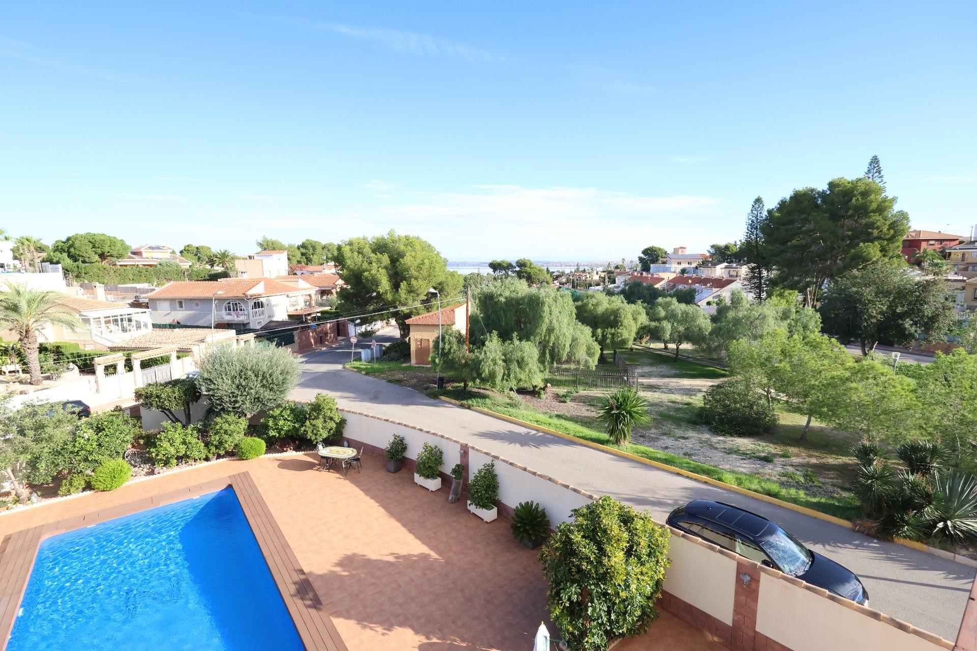 Wiederverkauf - Villa - Torrevieja - Los Balcones