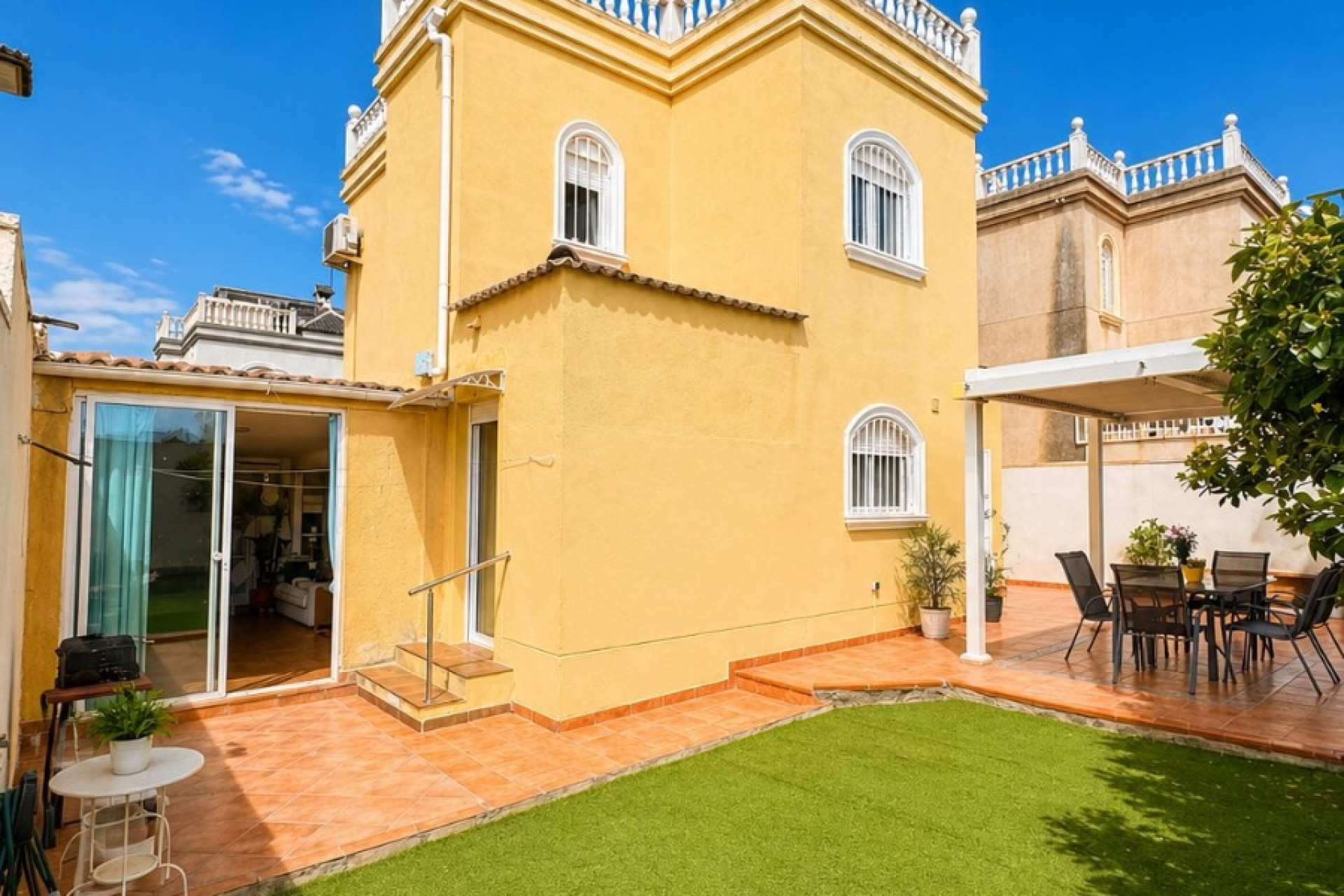 Wiederverkauf - Villa - Torrevieja - Nueva Torrevieja - Aguas Nuevas