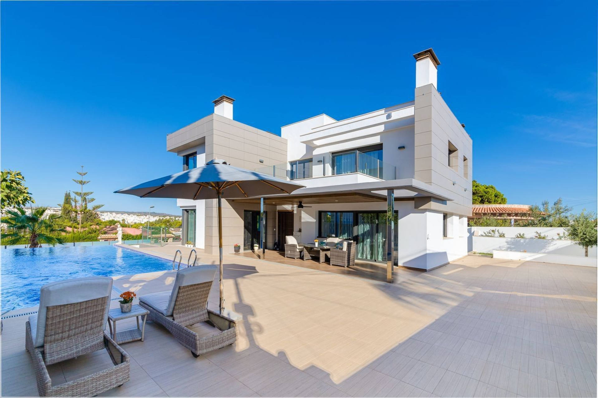 Wiederverkauf - Villa - Torrevieja