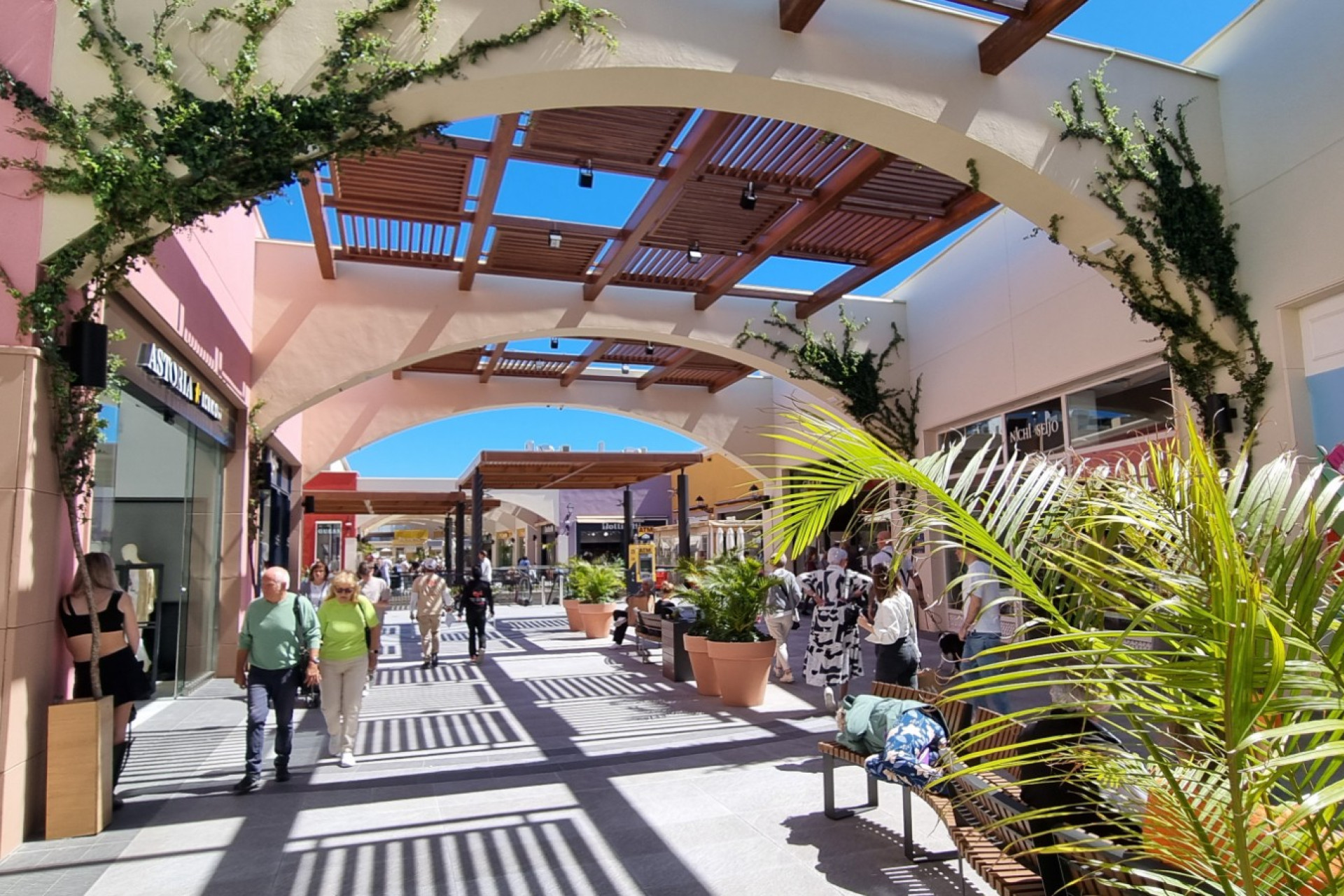 Wiederverkauf - Villa - Villamartín - PAU 8