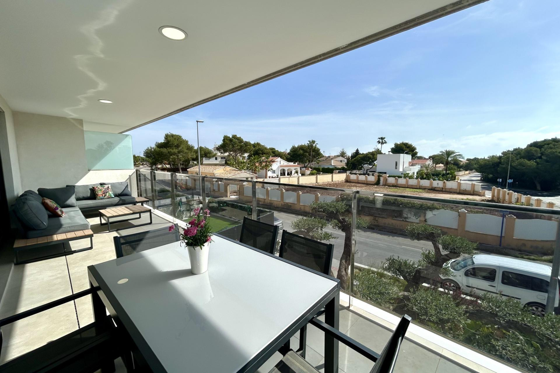 Wiederverkauf - Wohnung - Dehesa de Campoamor - Campoamor