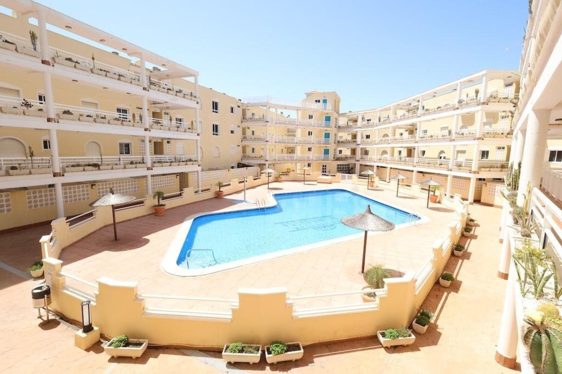 Wiederverkauf - Wohnung - Orihuela Costa - Campoamor