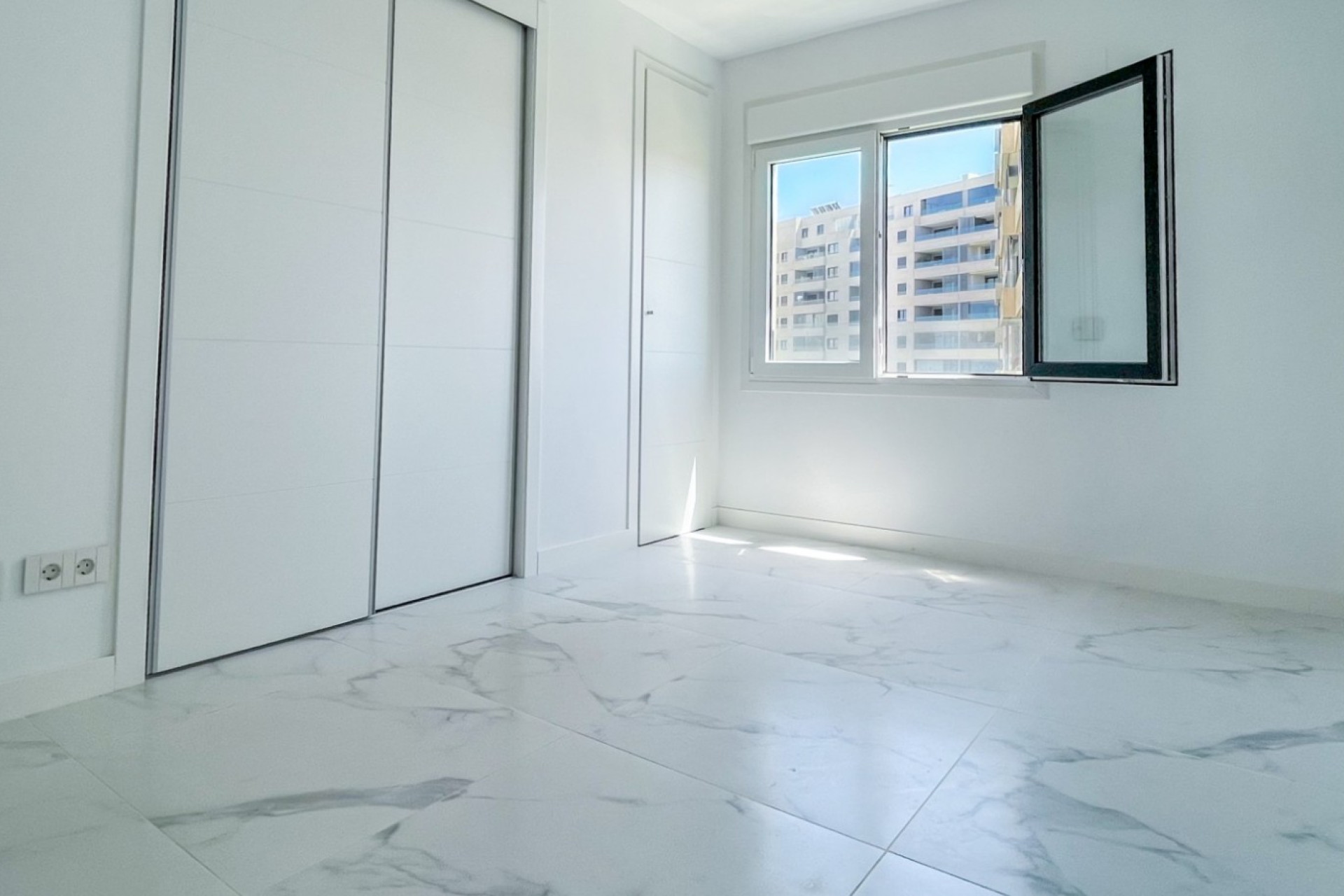Wiederverkauf - Wohnung - Orihuela Costa - Punta Prima