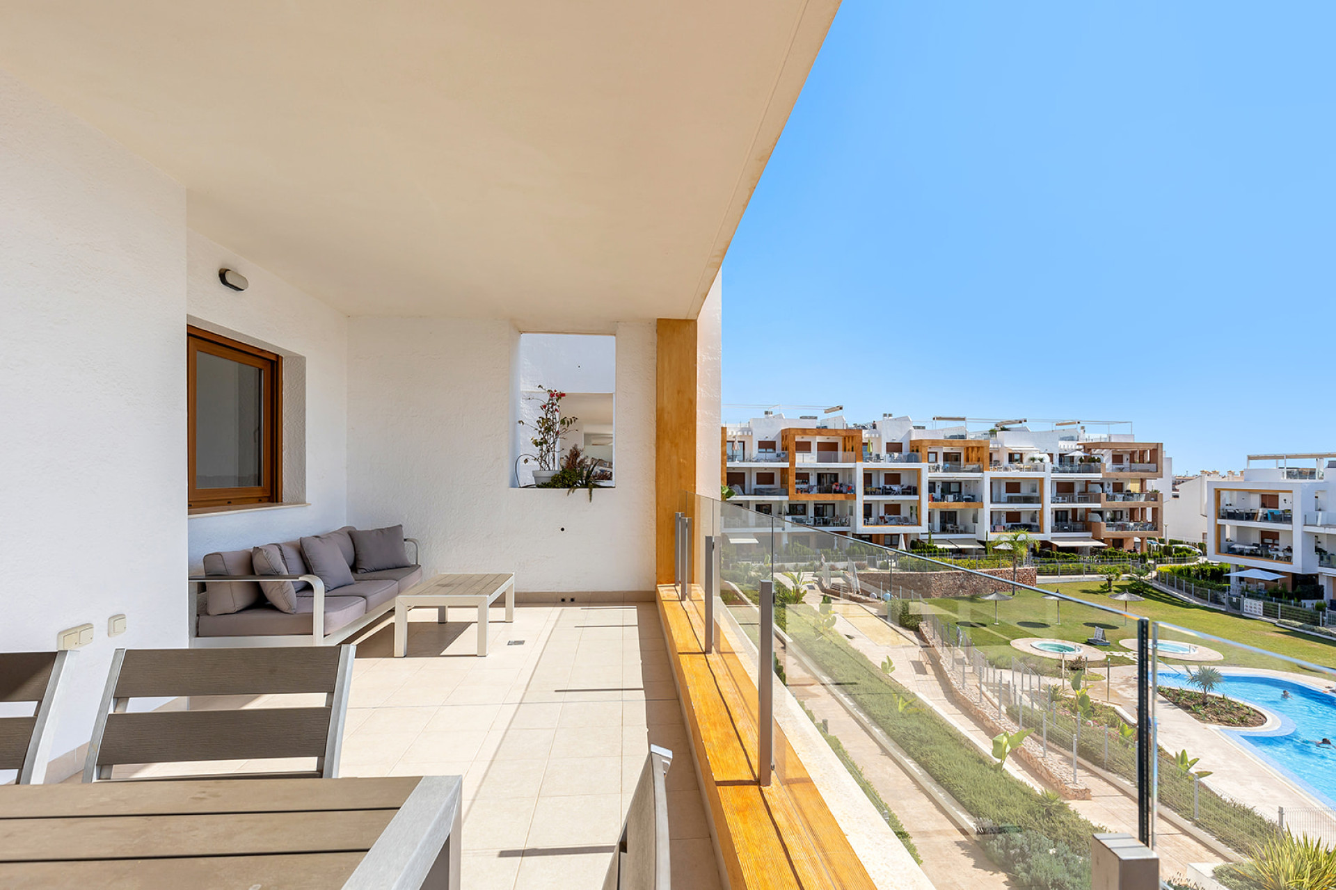 Wiederverkauf - Wohnung - Orihuela Costa - Villamartín