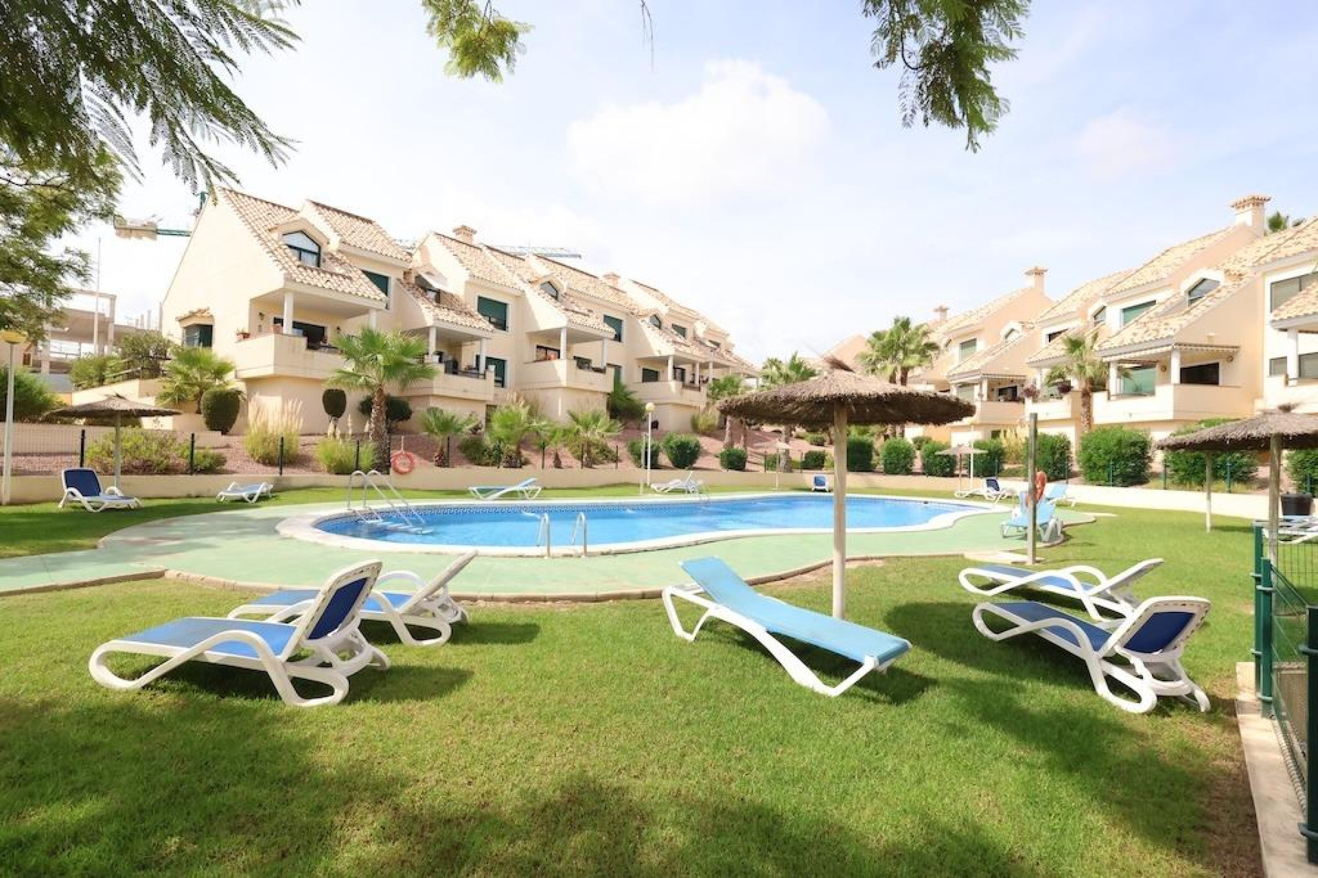 Wiederverkauf - Wohnung - Orihuela Costa - Villamartín