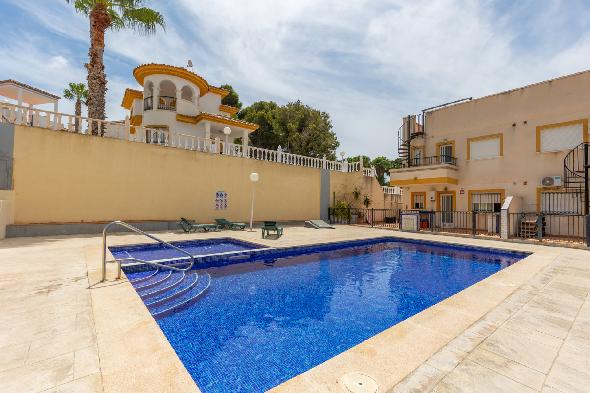 Wiederverkauf - Wohnung - Orihuela - Villamartin