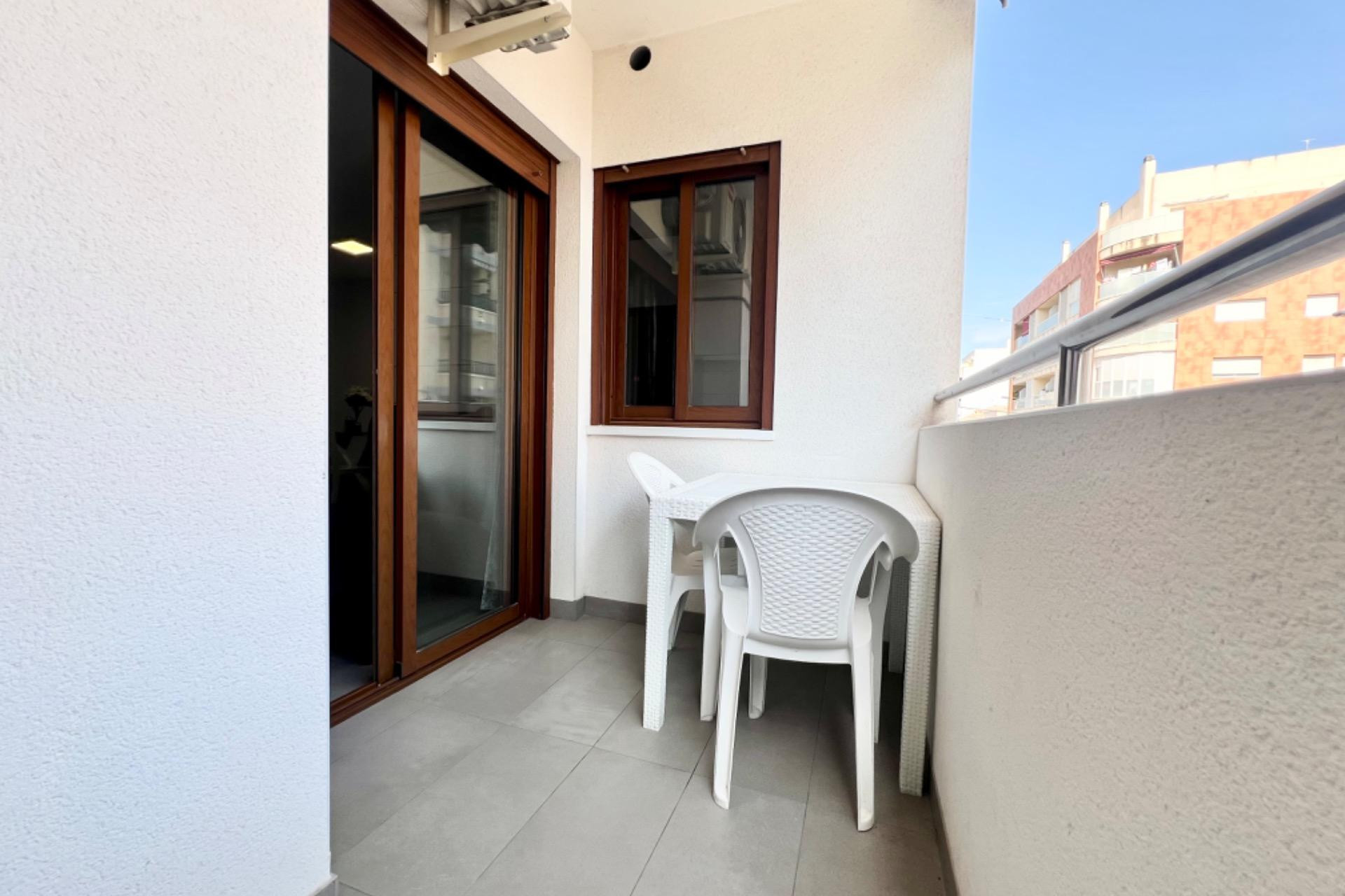 Wiederverkauf - Wohnung - Torrevieja - Centro