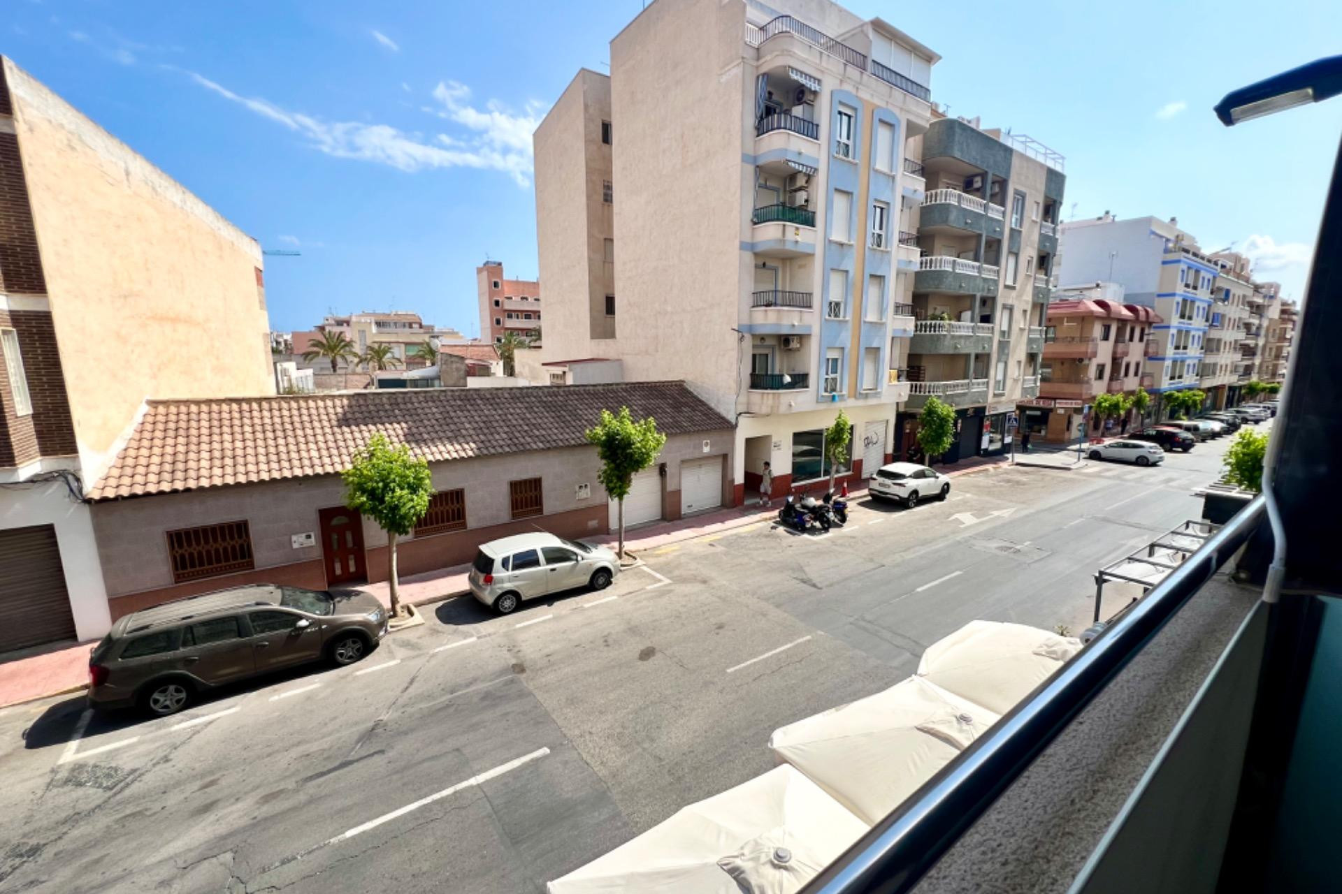 Wiederverkauf - Wohnung - Torrevieja - Centro