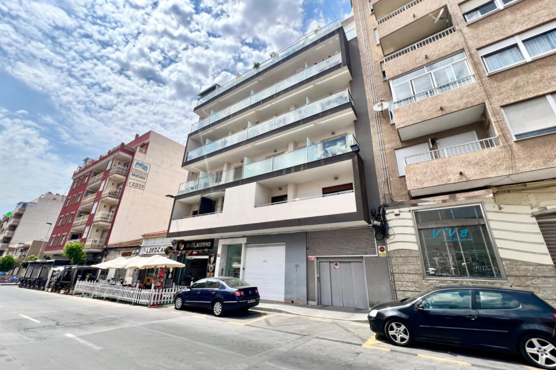 Wiederverkauf - Wohnung - Torrevieja - Centro