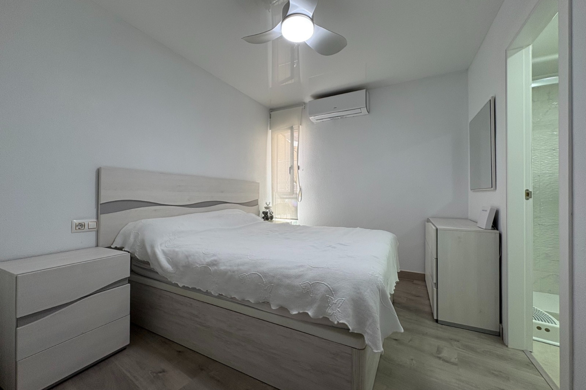 Wiederverkauf - Wohnung - Torrevieja - Centro