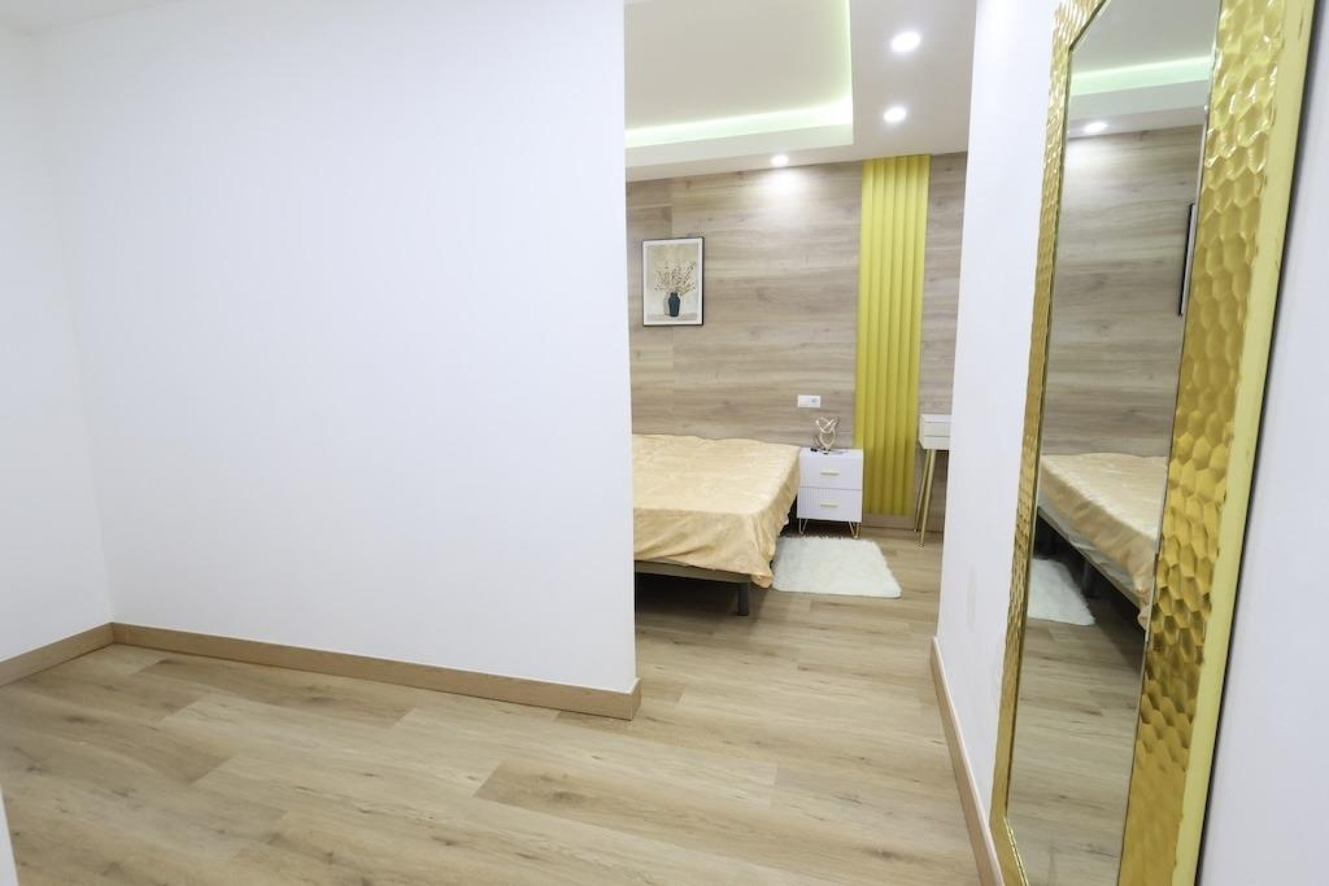 Wiederverkauf - Wohnung - Torrevieja - Centro