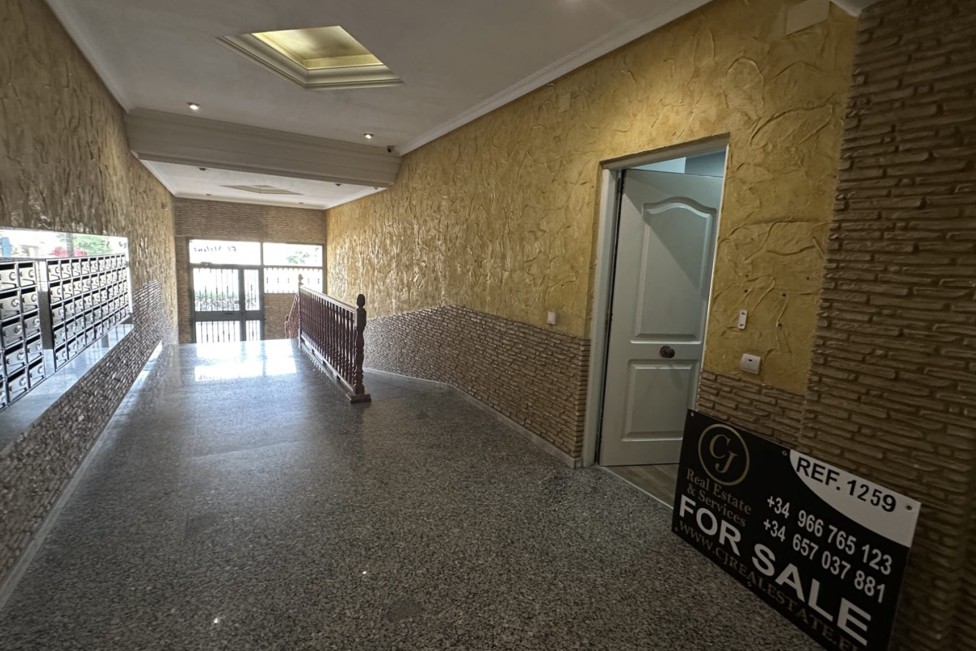 Wiederverkauf - Wohnung - Torrevieja - Centro