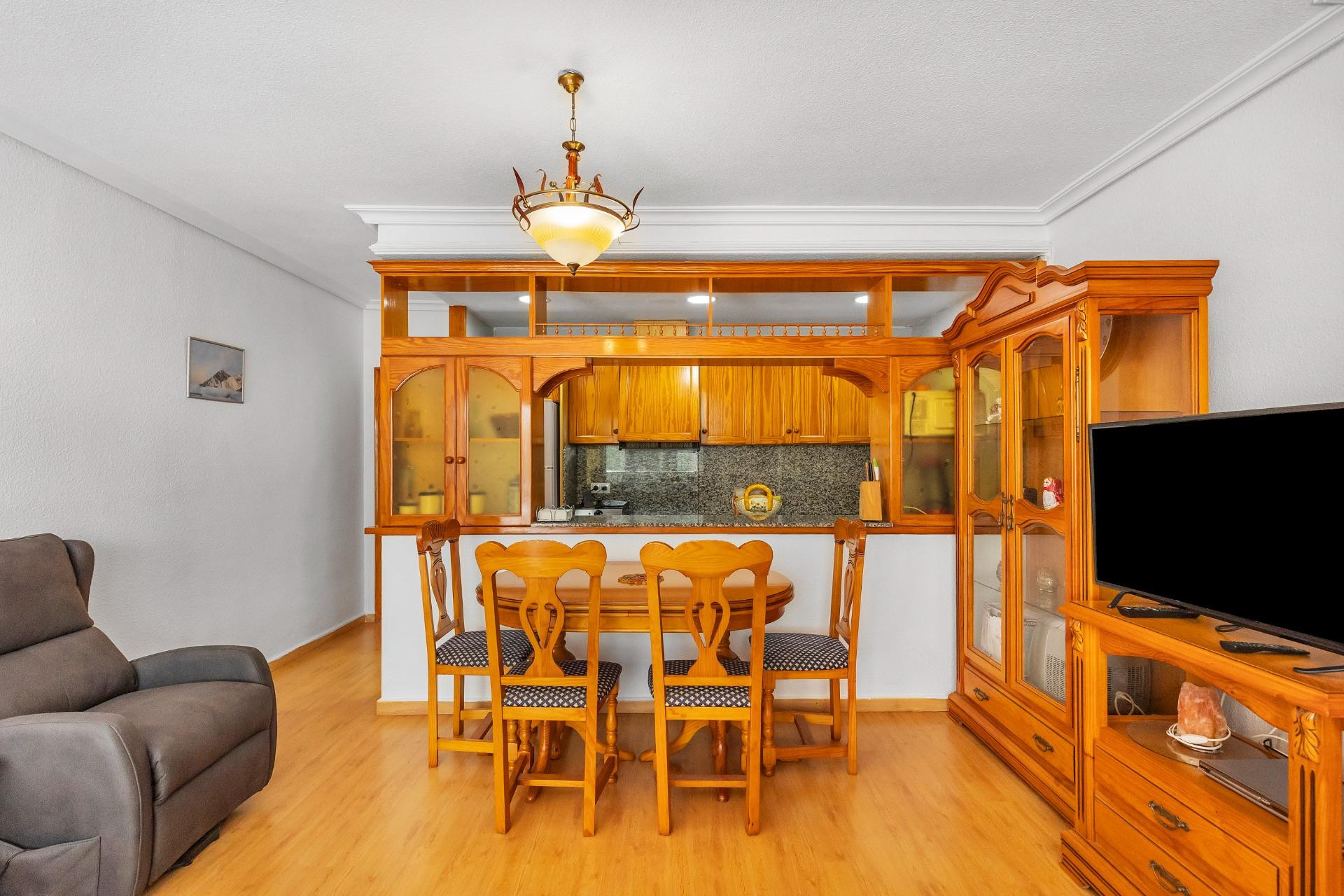 Wiederverkauf - Wohnung - Torrevieja - Paseo maritimo