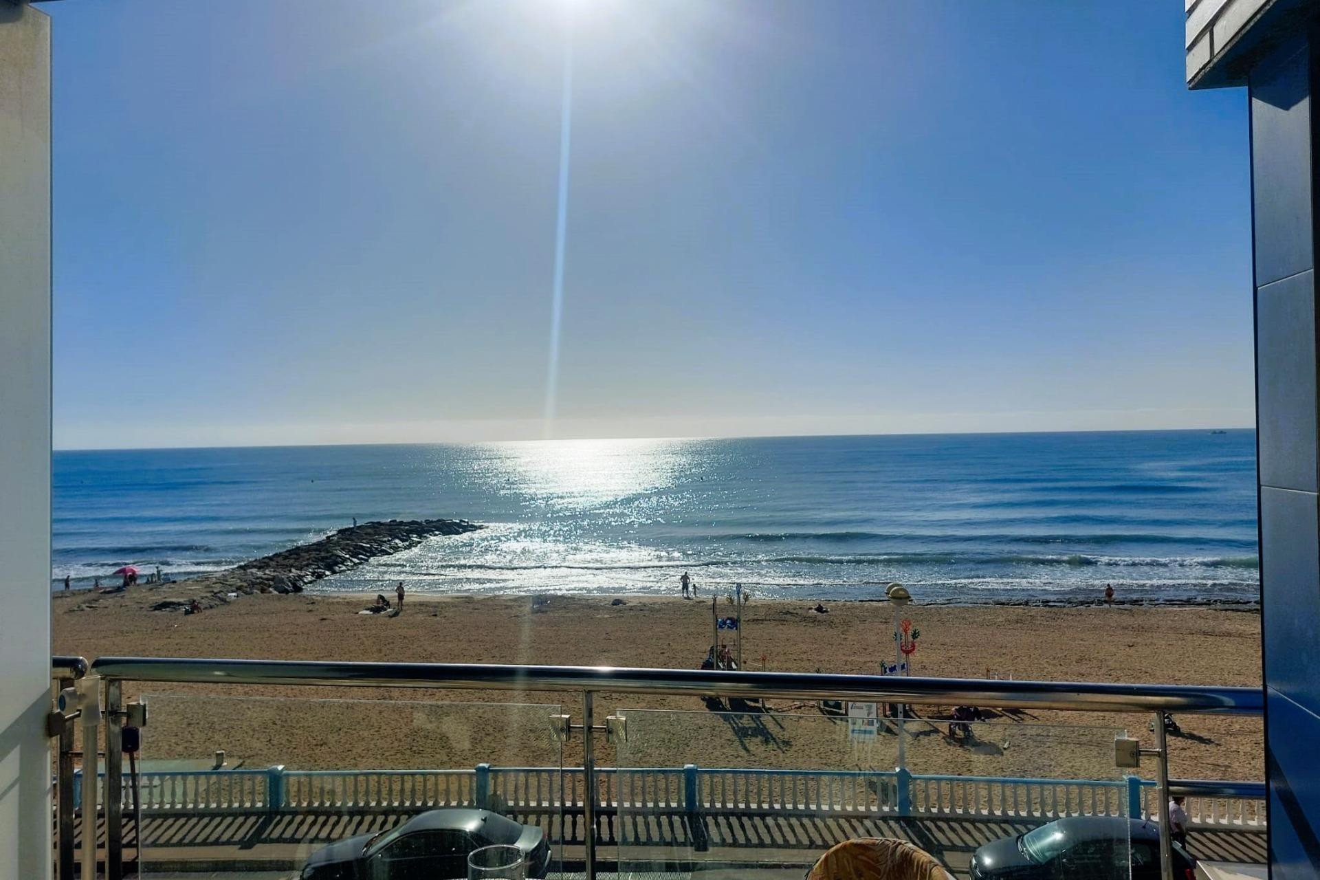 Wiederverkauf - Wohnung - Torrevieja - Playa de los Locos