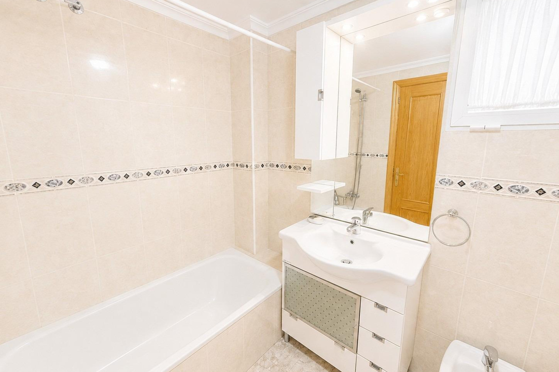 Wiederverkauf - Wohnung - Torrevieja - Playa del Cura