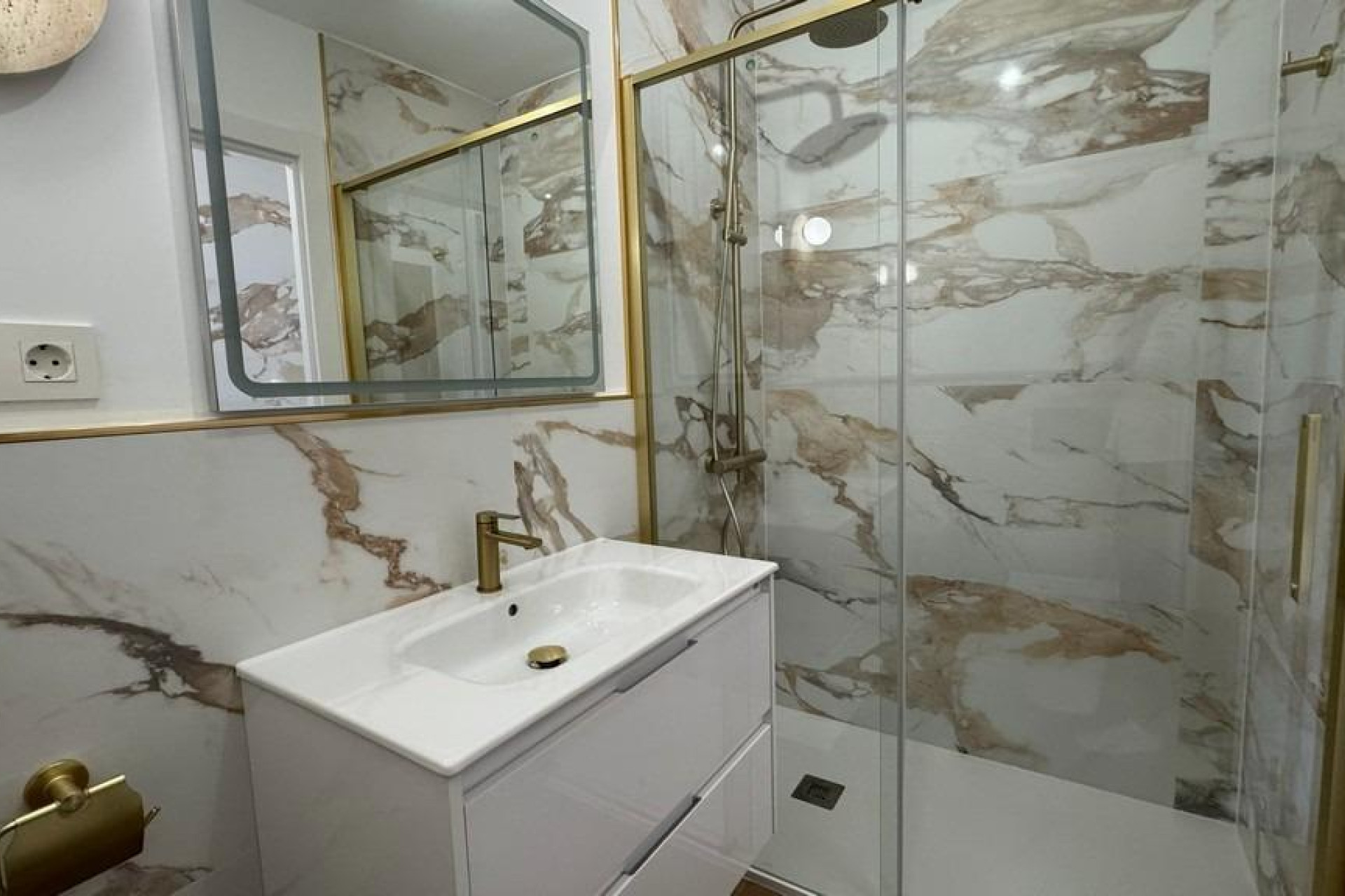 Wiederverkauf - Wohnung - Torrevieja - Punta Prima