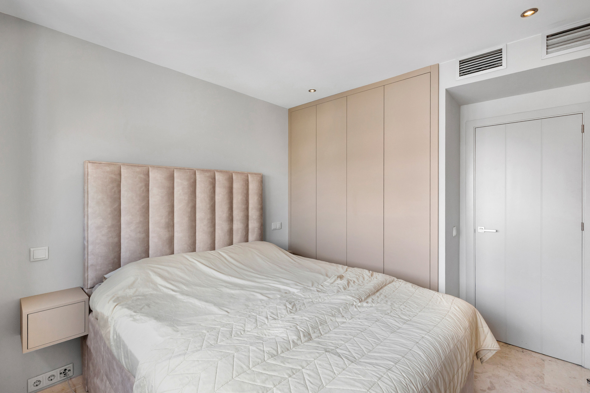 Wiederverkauf - Wohnung - Torrevieja - Punta Prima
