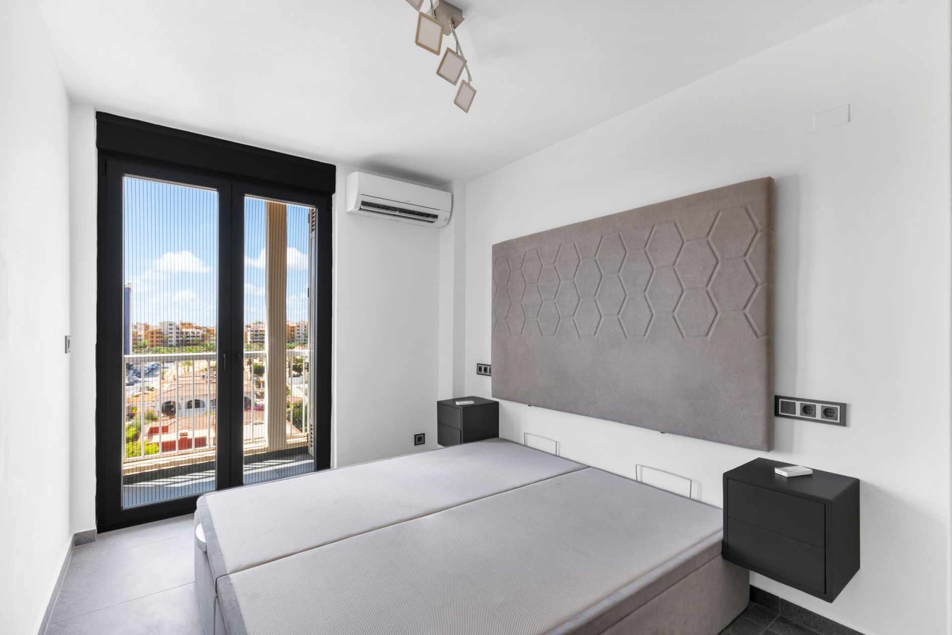Wiederverkauf - Wohnung - Torrevieja - Rocio del Mar