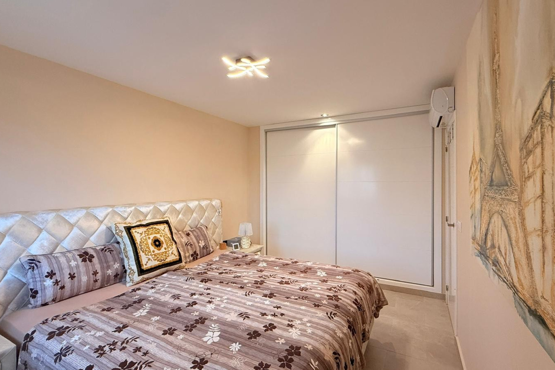 Wiederverkauf - Wohnung - Vergel