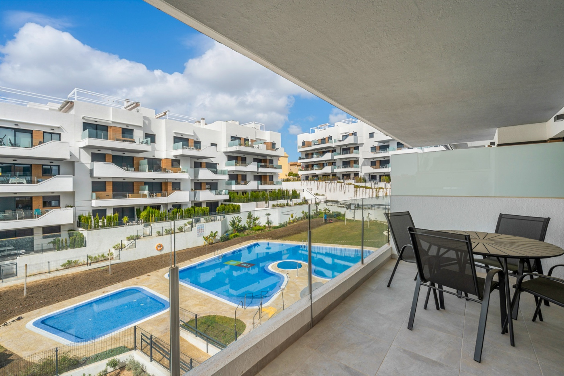 Wiederverkauf - Wohnung - Villamartín