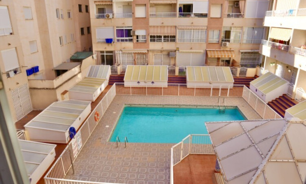 Wohnung - Kurzzeit-Vermietung - Torrevieja - REN-011-S