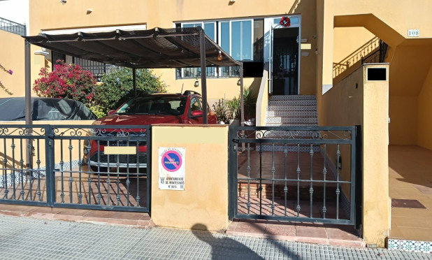 Wohnung - Wiederverkauf - Montesinos - La Herrada